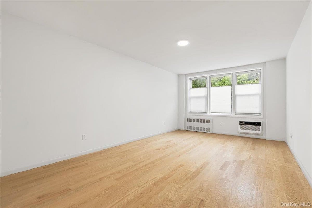 601 Kappock Street Unit: 1P thumbnail 8