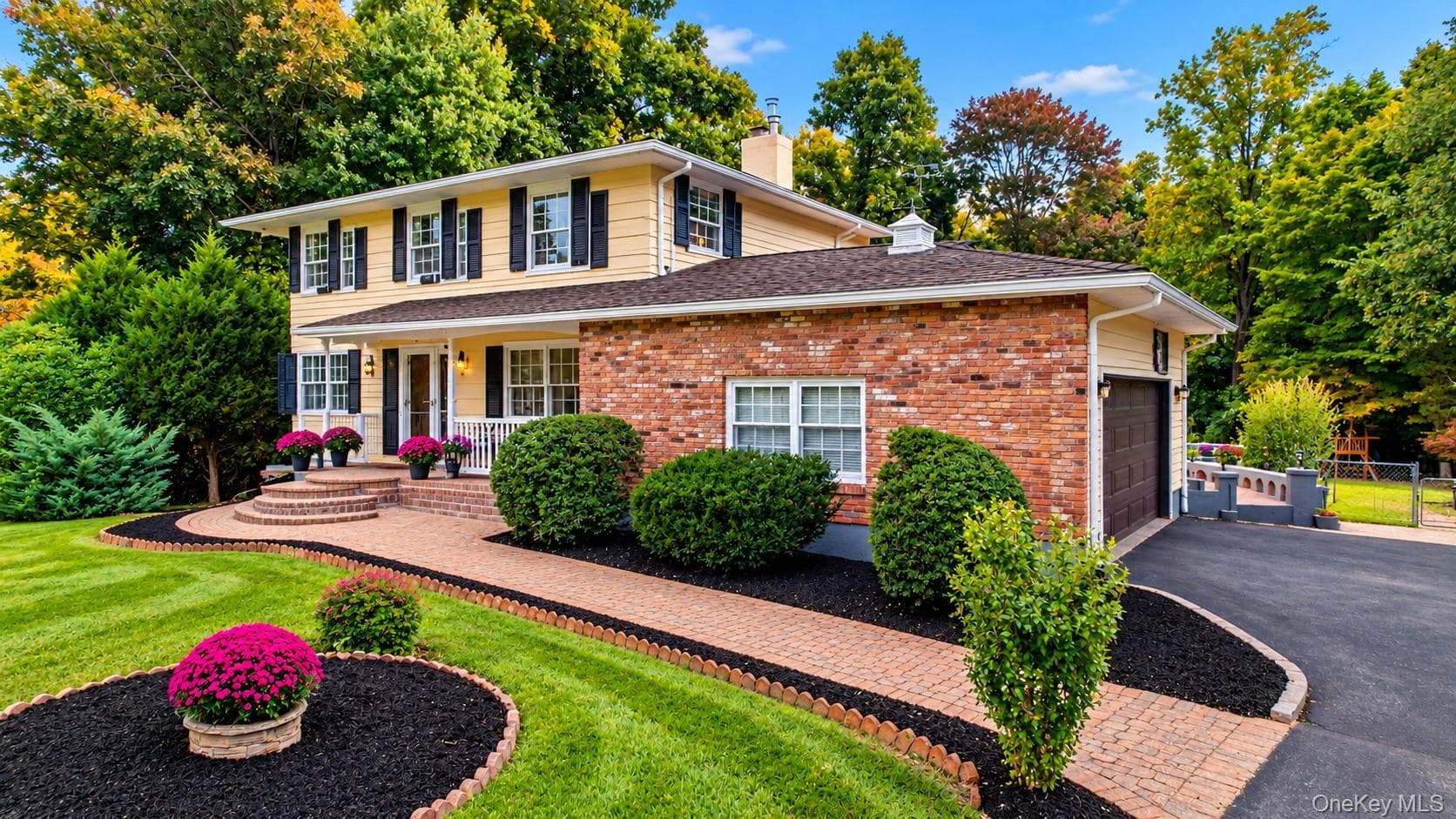476 Hilltop Road thumbnail 2