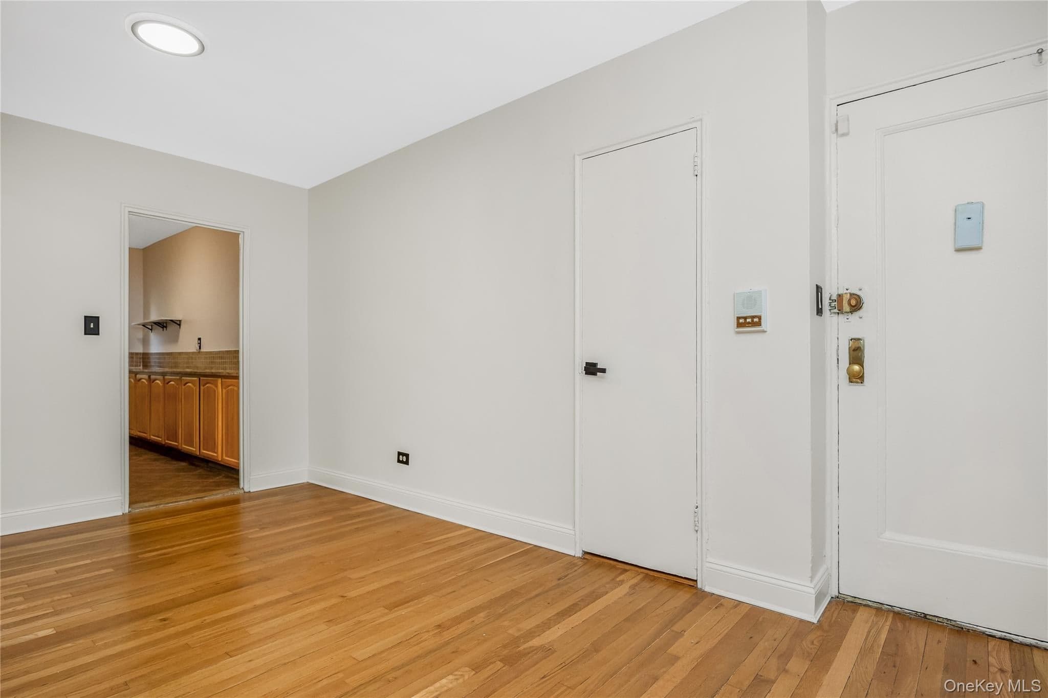 150-11 72nd Road Unit: 1C thumbnail 7