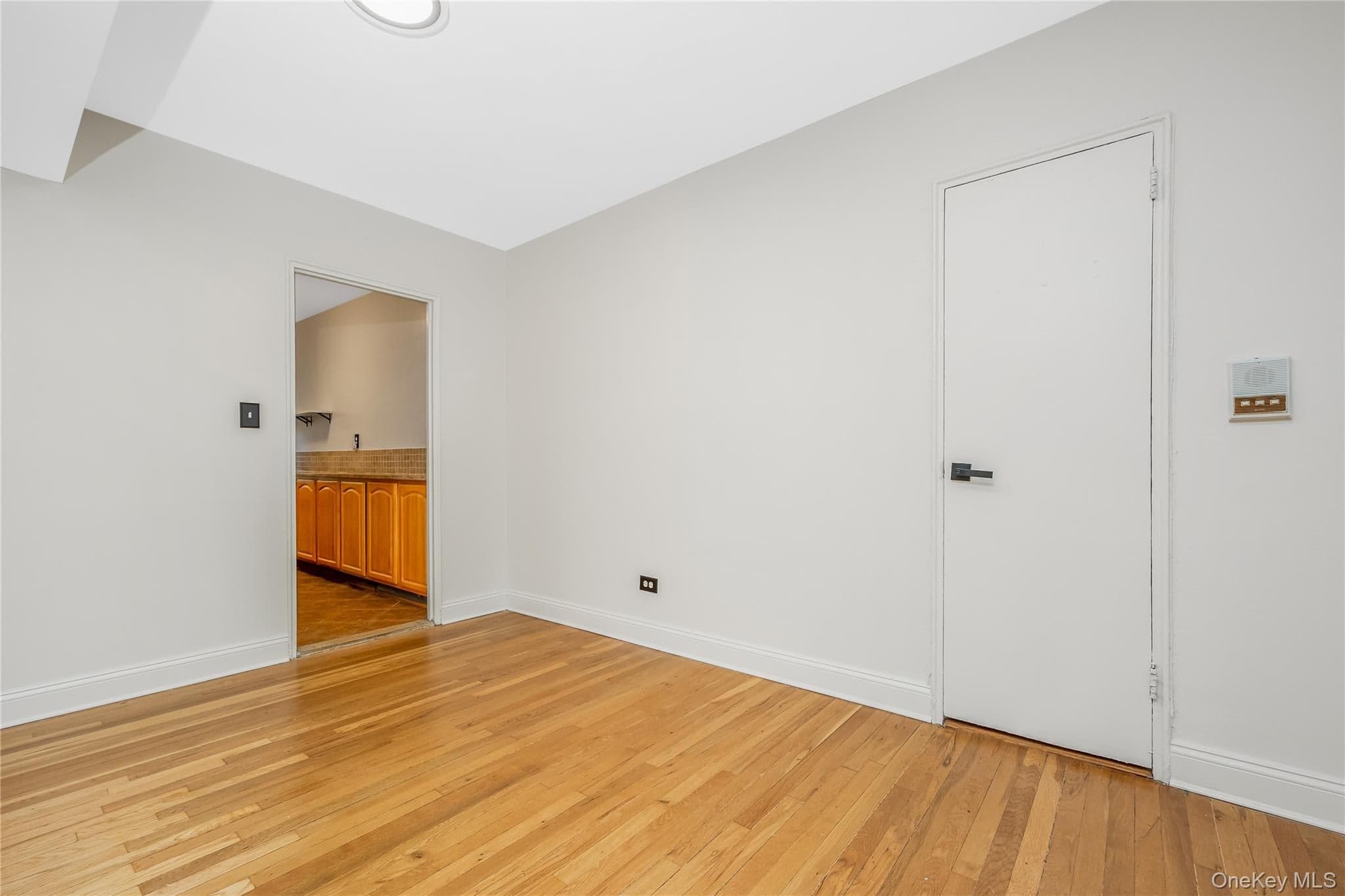 150-11 72nd Road Unit: 1C thumbnail 8