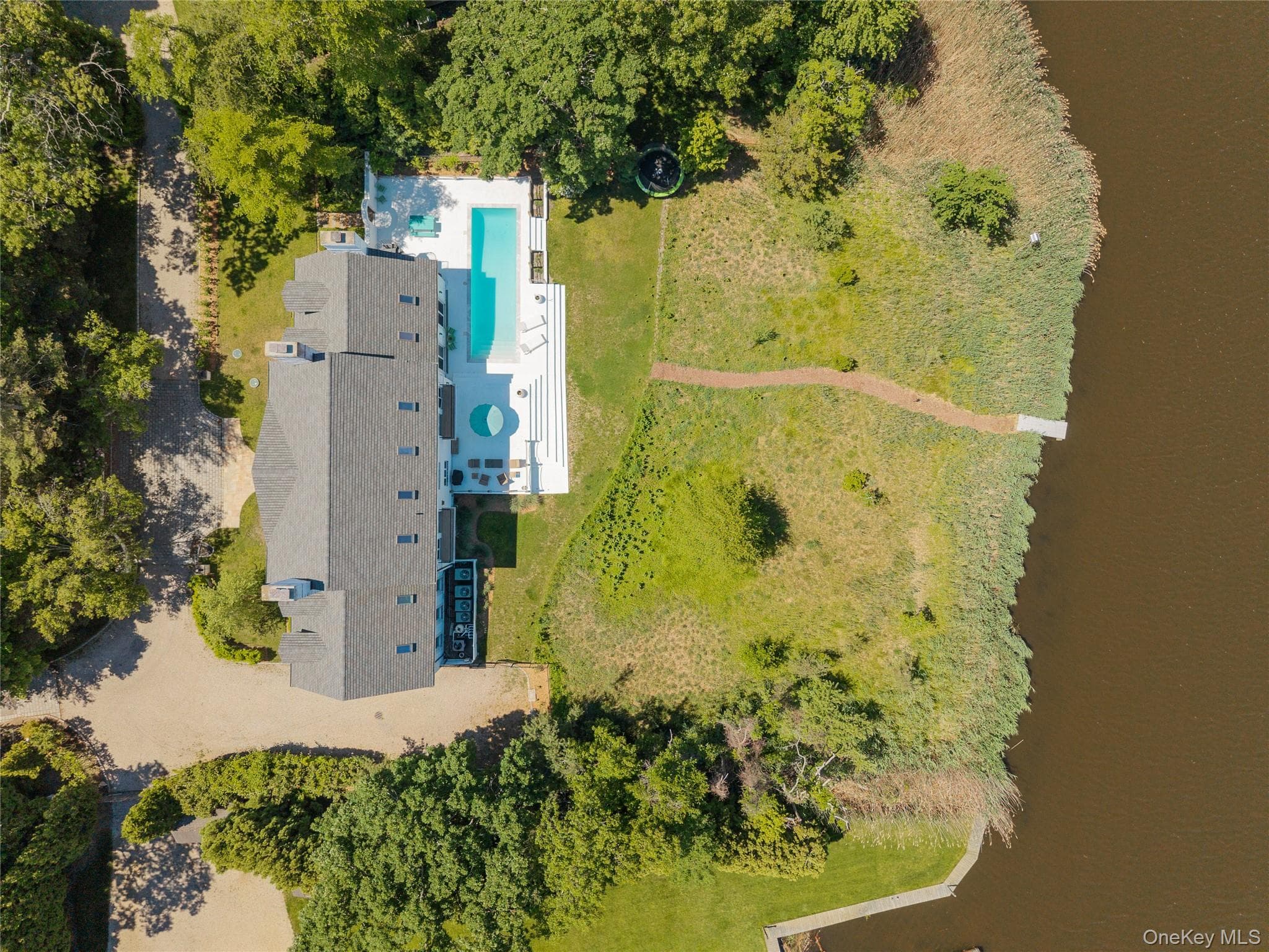 68 S Howells Point Road thumbnail 44