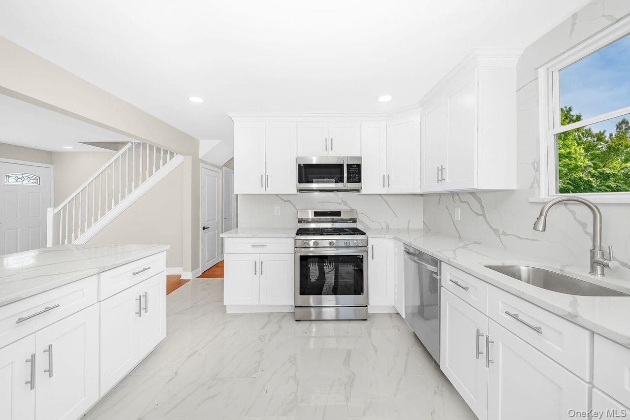 61 Parkway Boulevard thumbnail 17