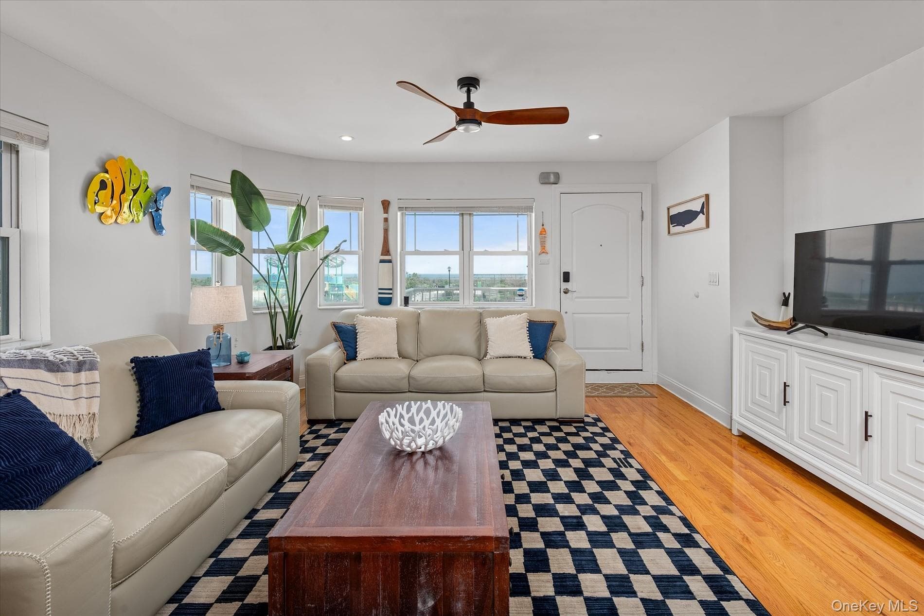 10004 Shore Front Parkway Unit: 22B thumbnail 3
