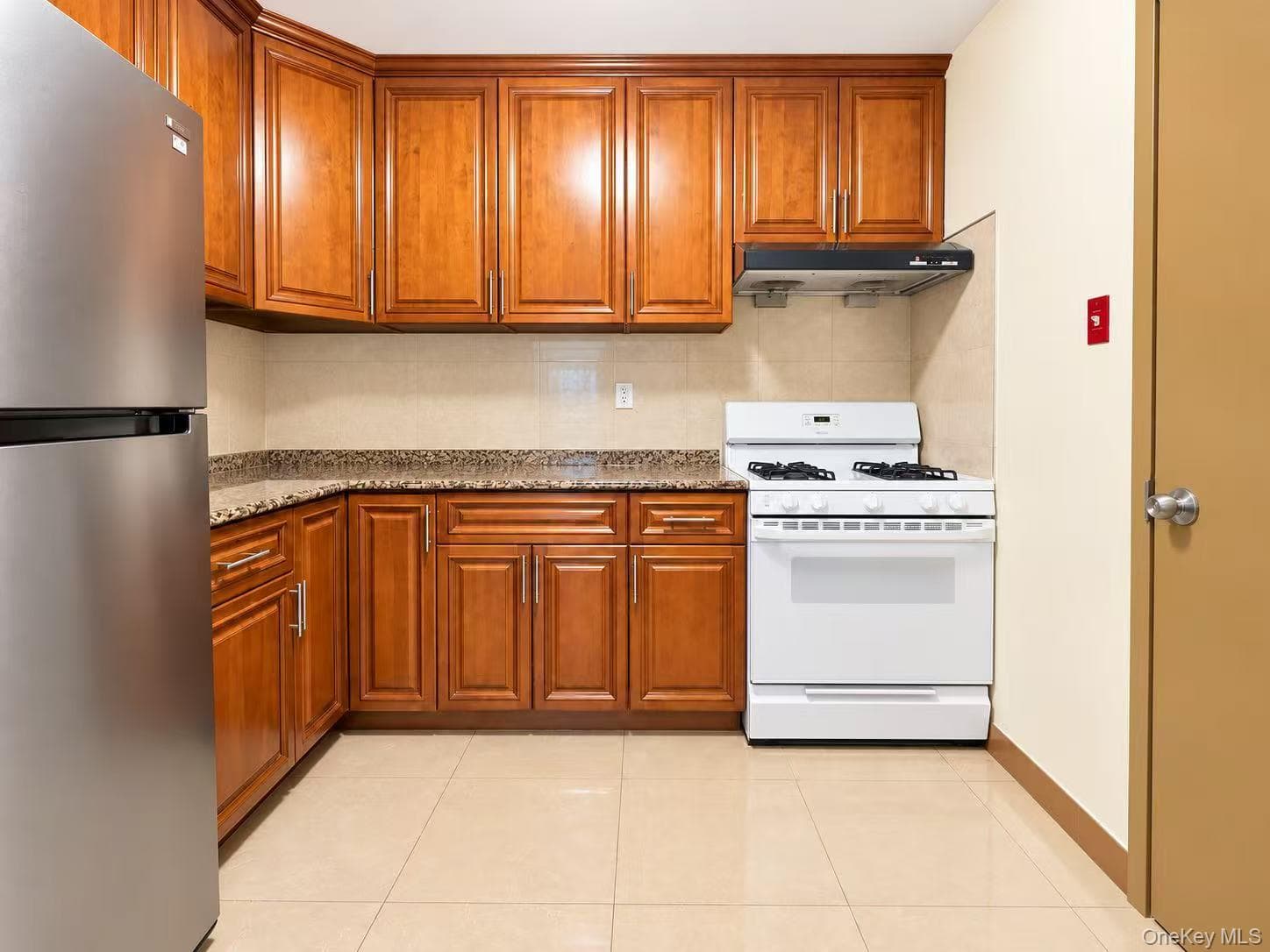 104-61 38th Avenue Unit: 1B thumbnail 4
