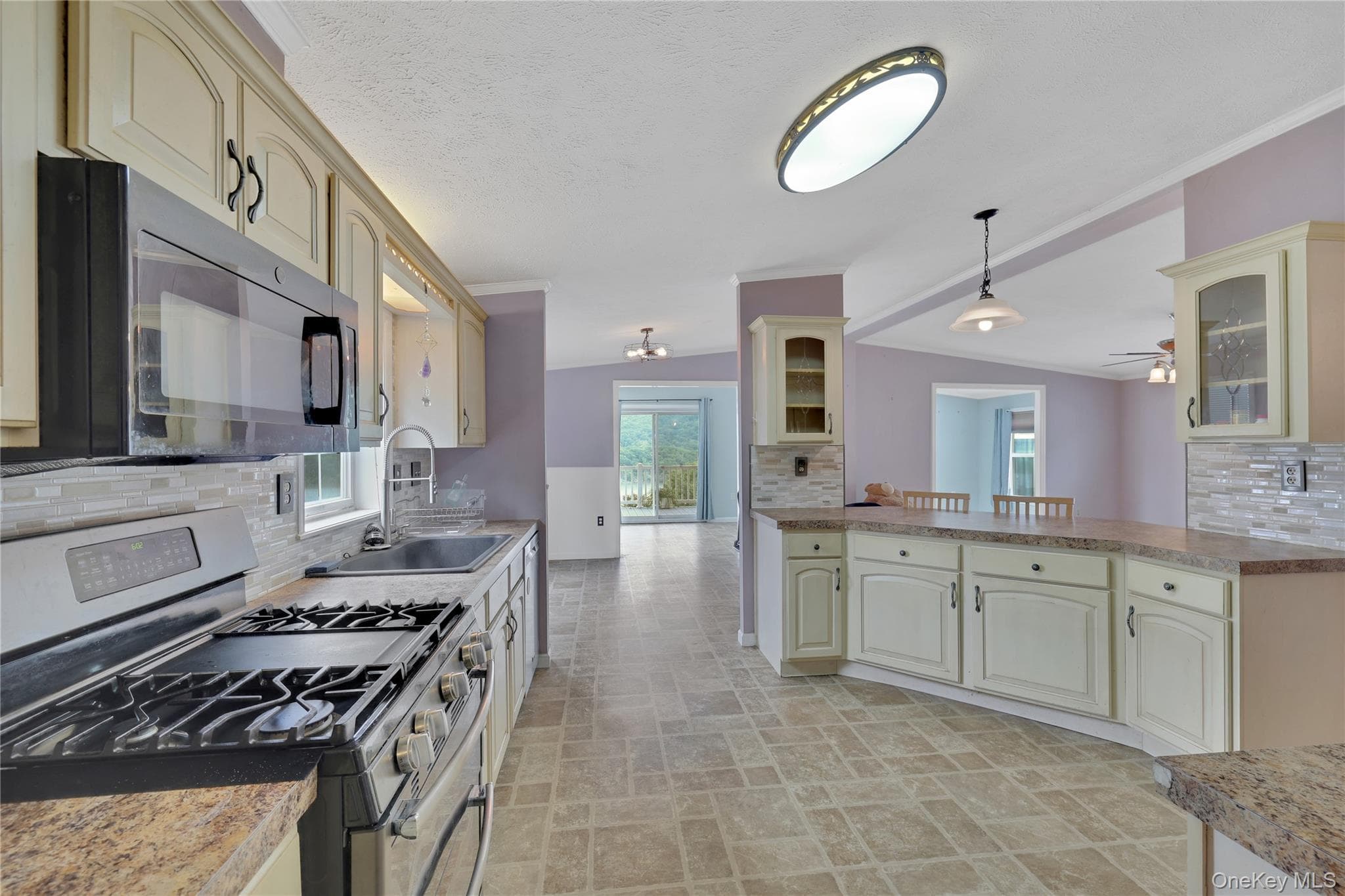 9 Rivercrest Road Unit: 15 thumbnail 15