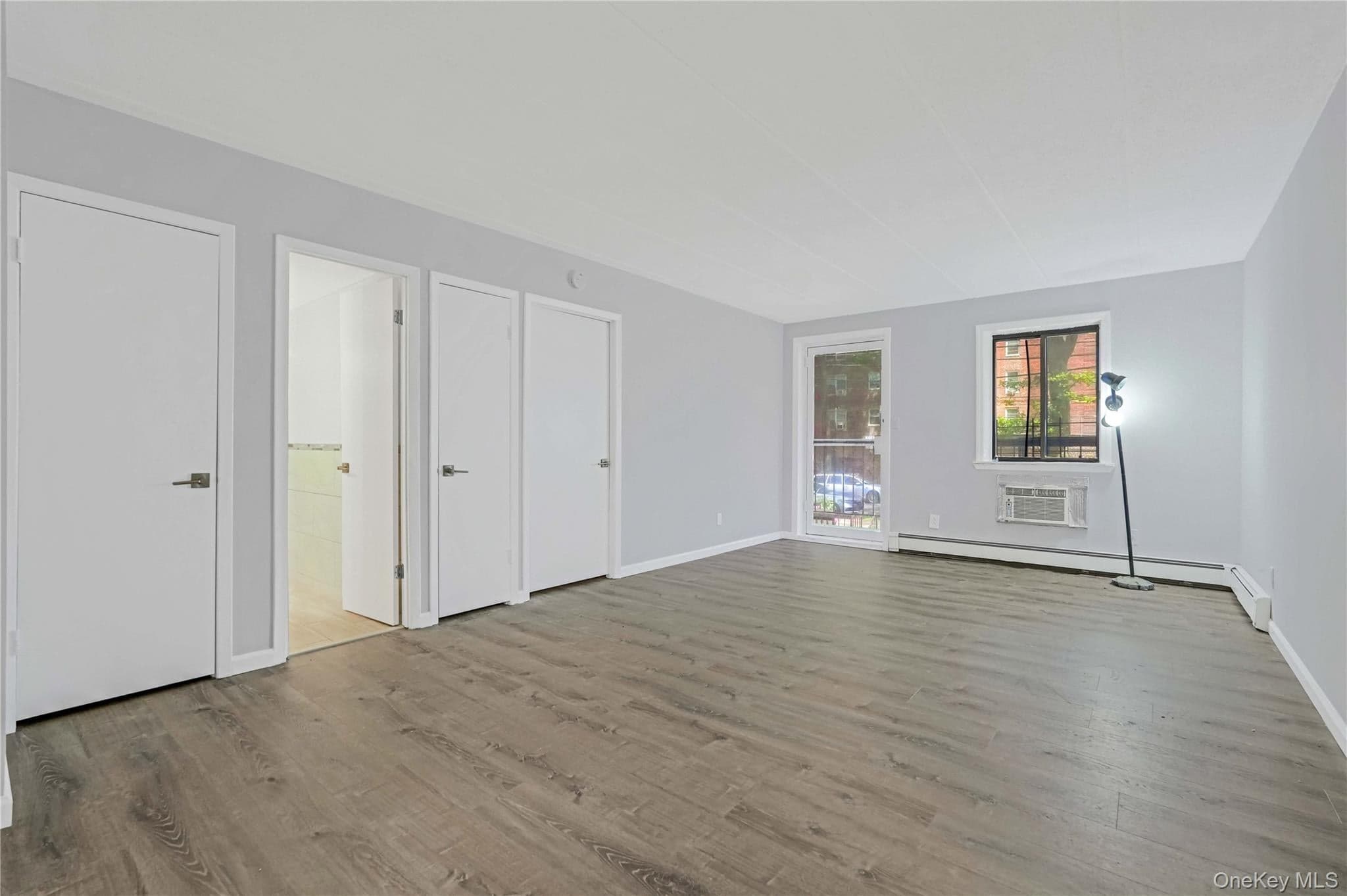 180-16 Wexford Terrace Unit: 1C thumbnail 3