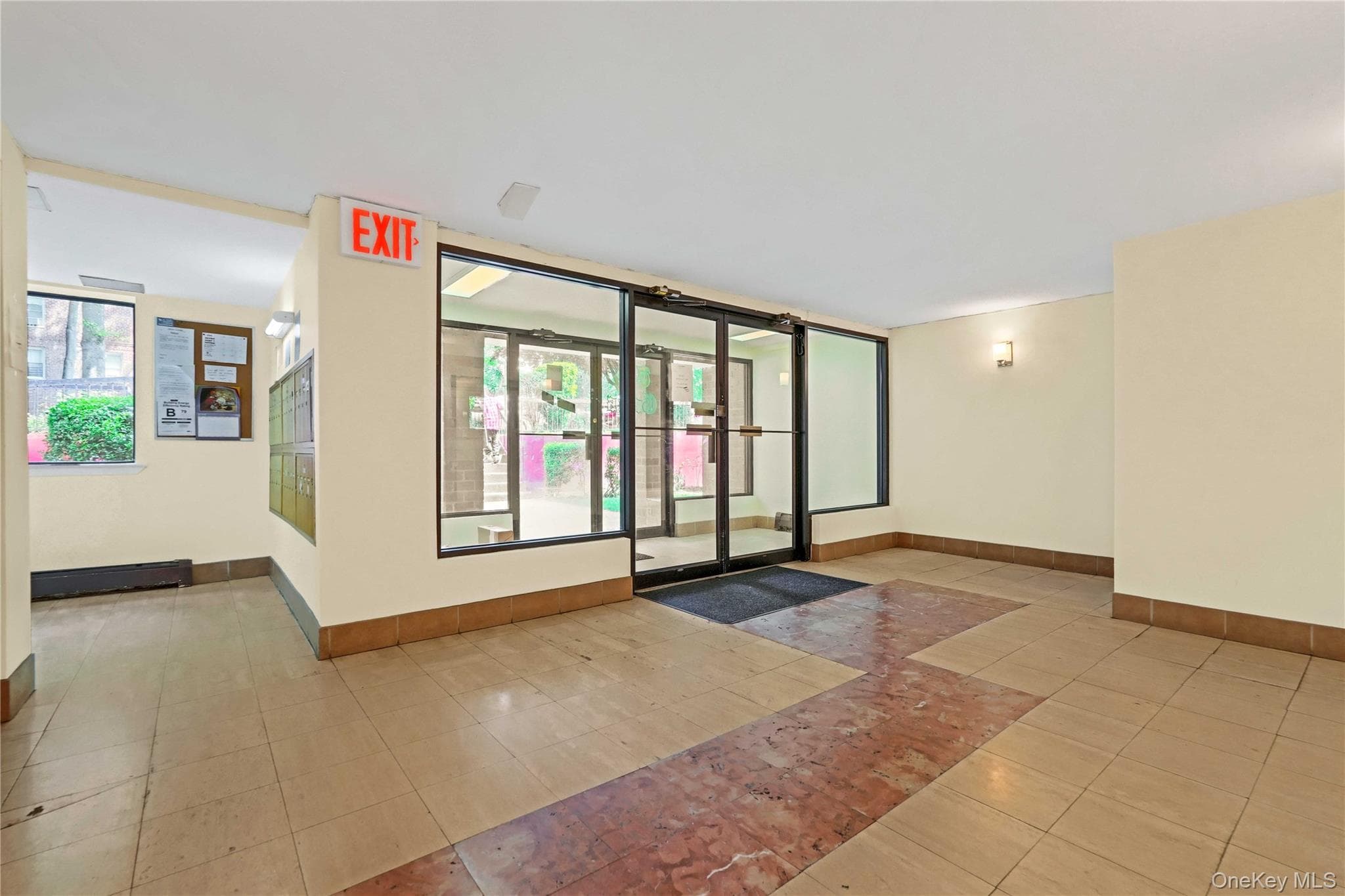 180-16 Wexford Terrace Unit: 1C thumbnail 2
