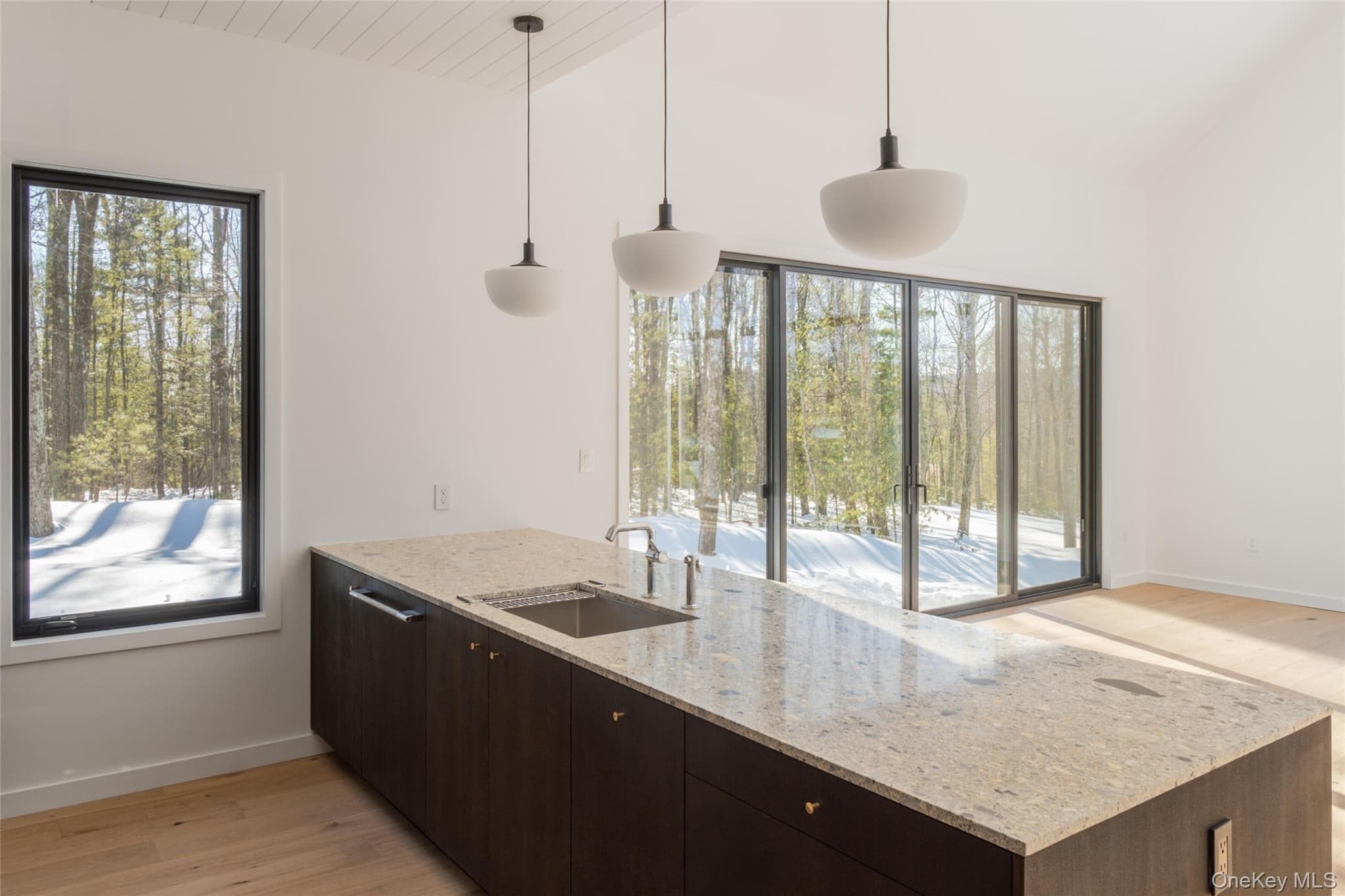 48 Pine Grove Road thumbnail 15