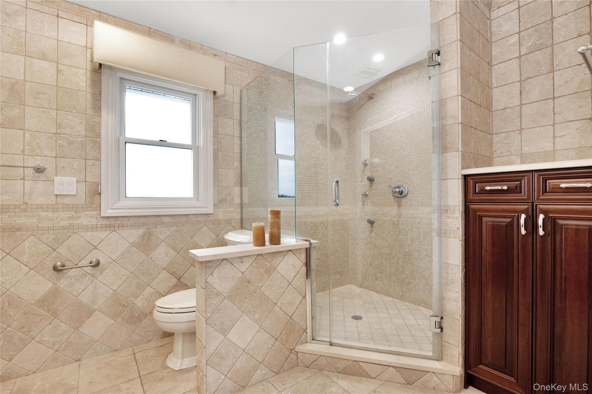 36 Prescott Street thumbnail 32