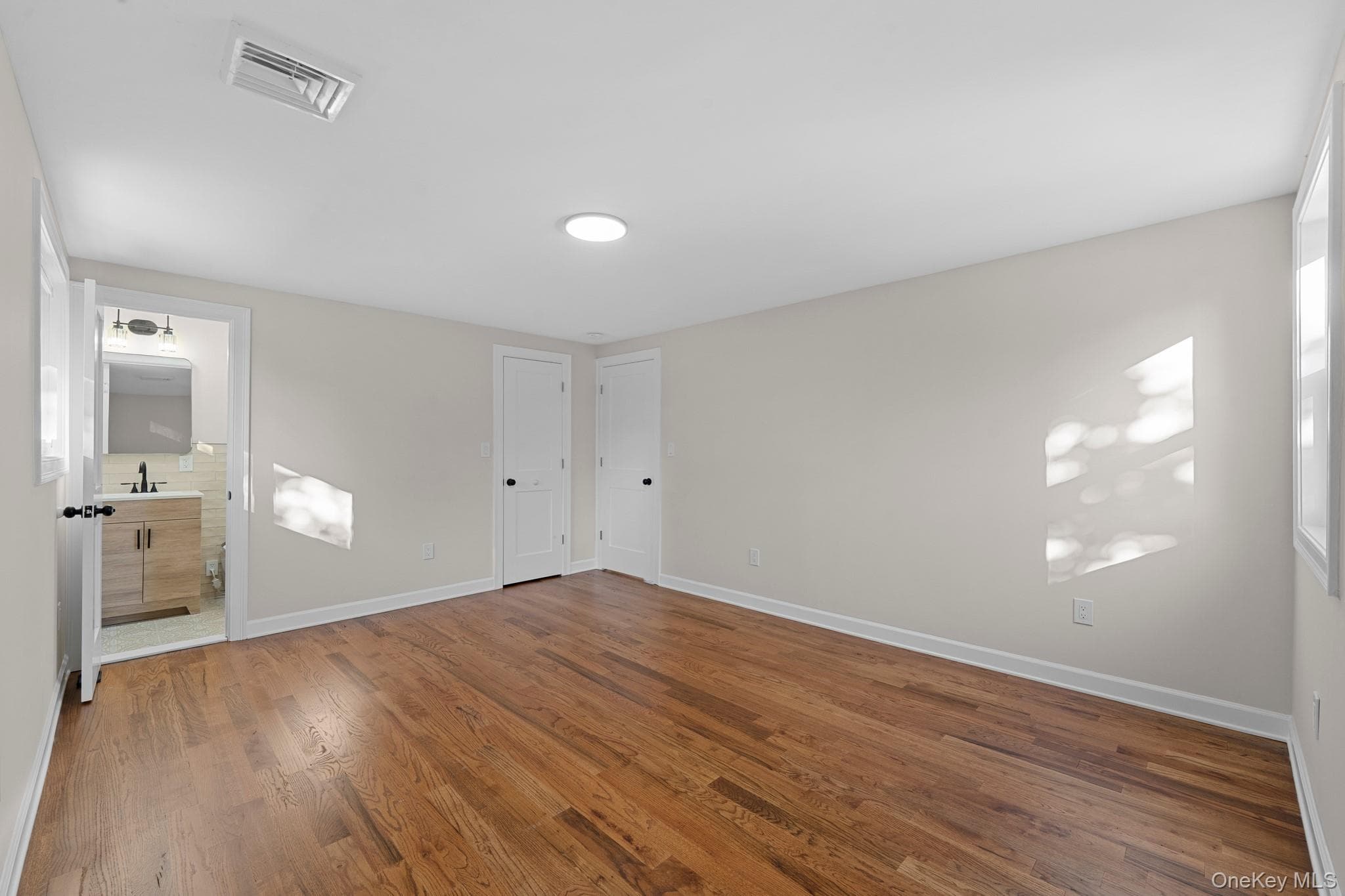 1 Medford Lane thumbnail 21