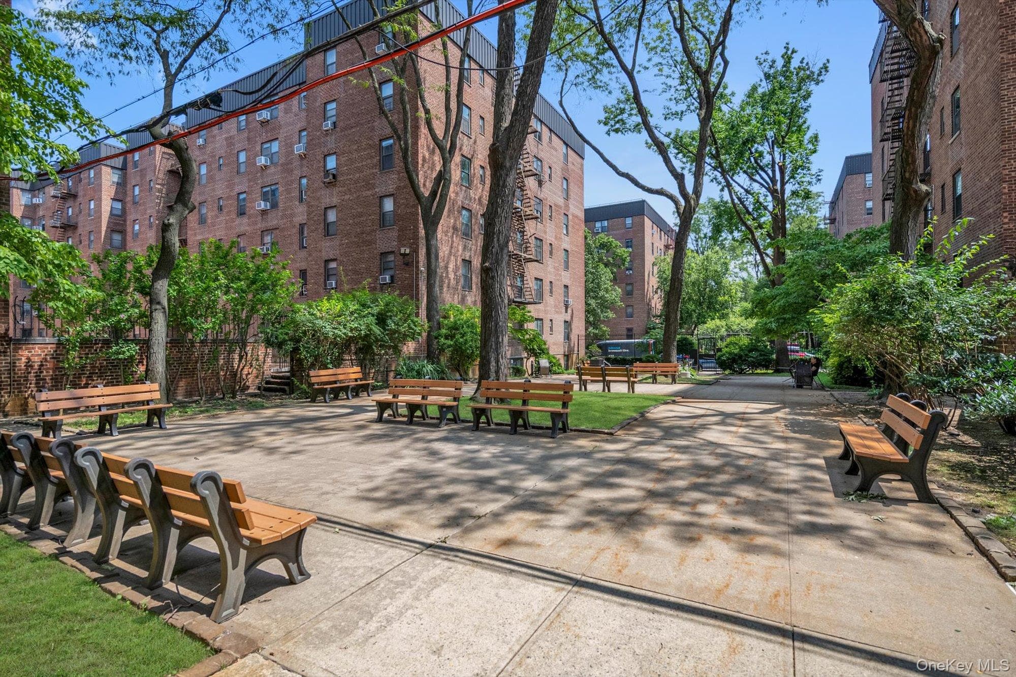 90-09 Northern Blvd Unit: 102 thumbnail 18