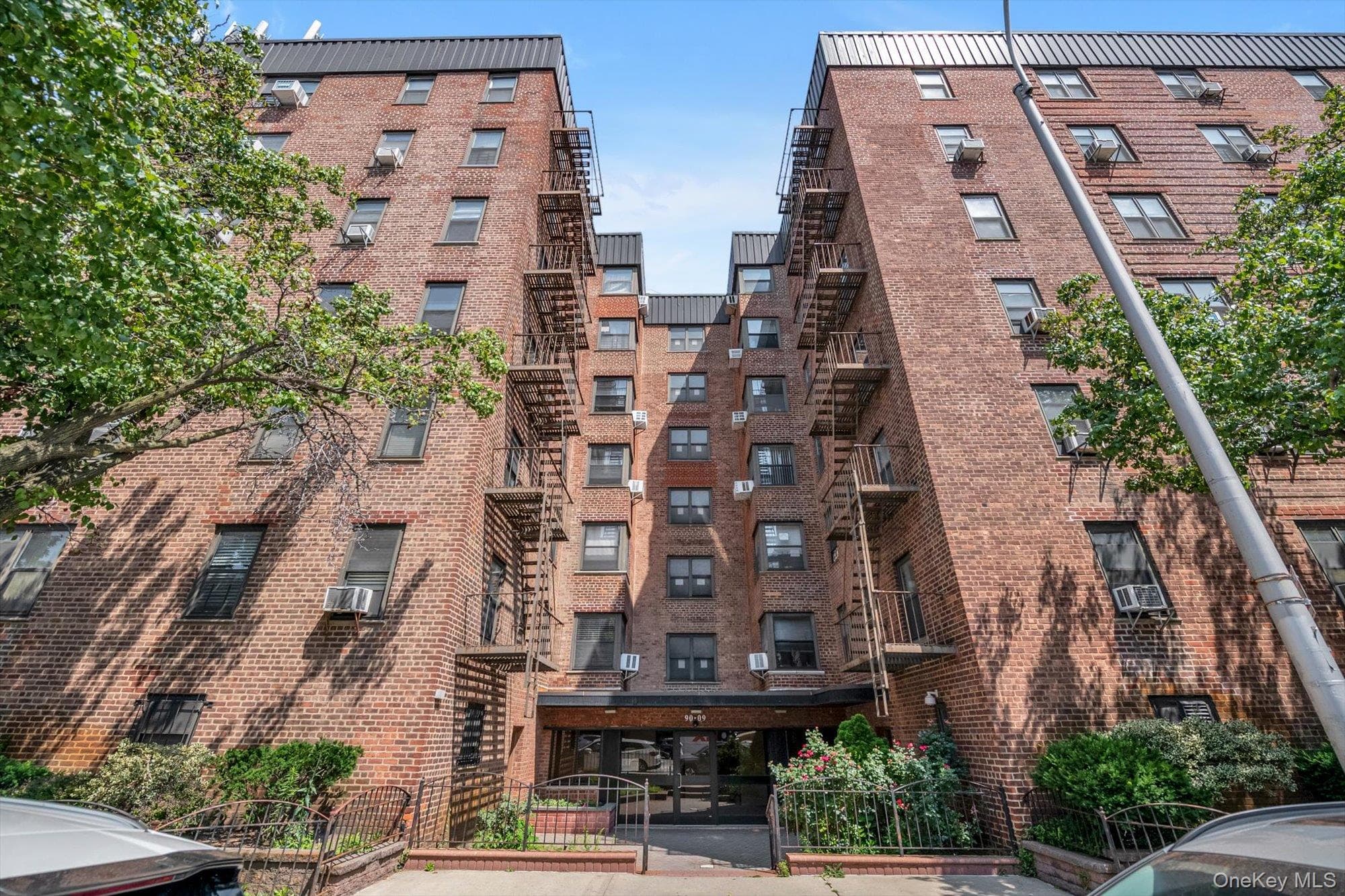 90-09 Northern Blvd Unit: 102, Jackson Heights