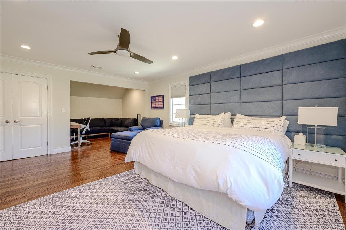 85 Suffolk Boulevard thumbnail 30