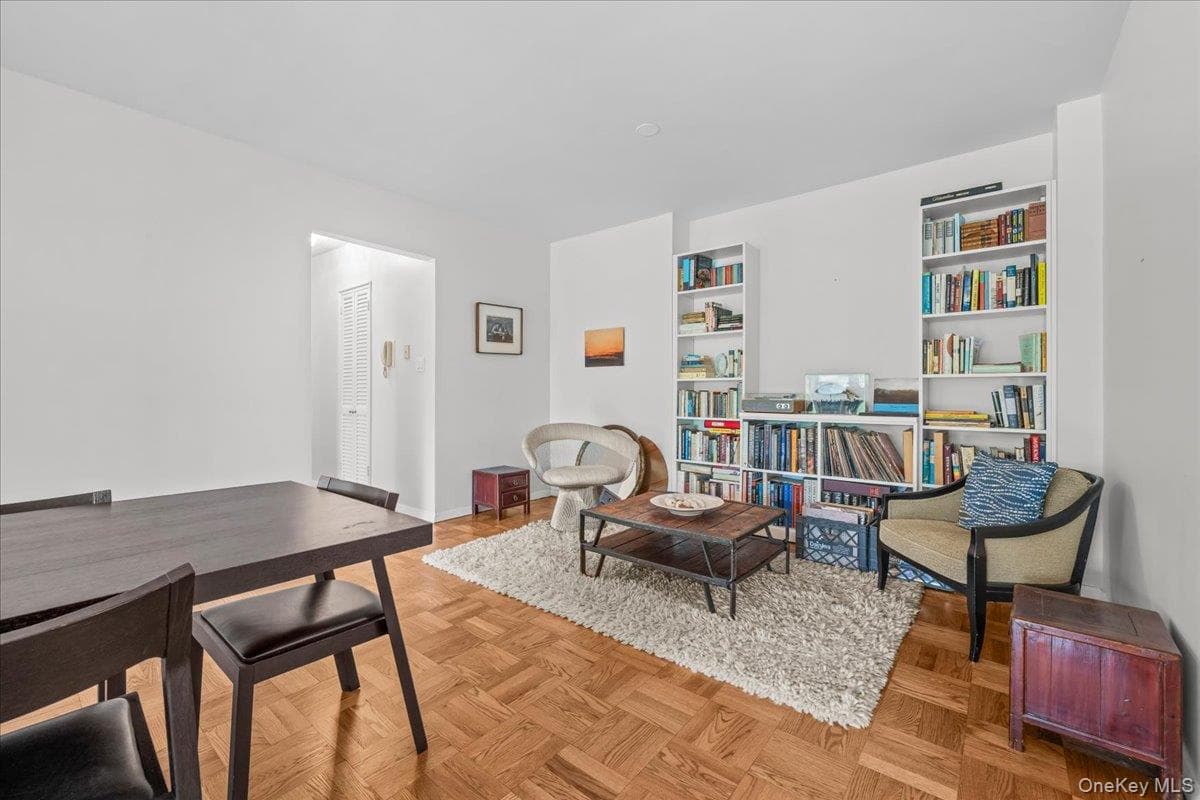 750 Kappock Street Unit: 405 thumbnail 10