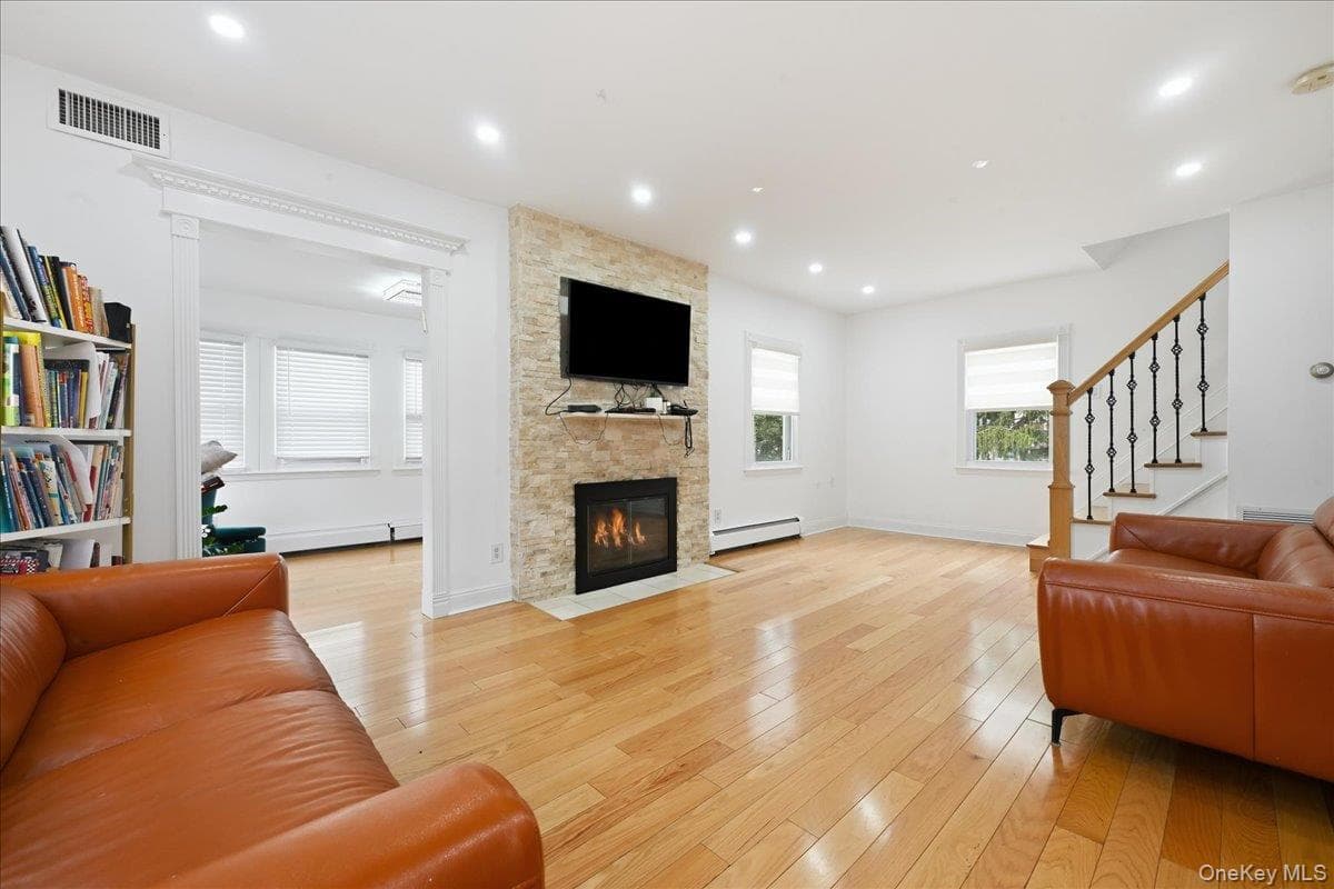 351 Hewlett Parkway thumbnail 7