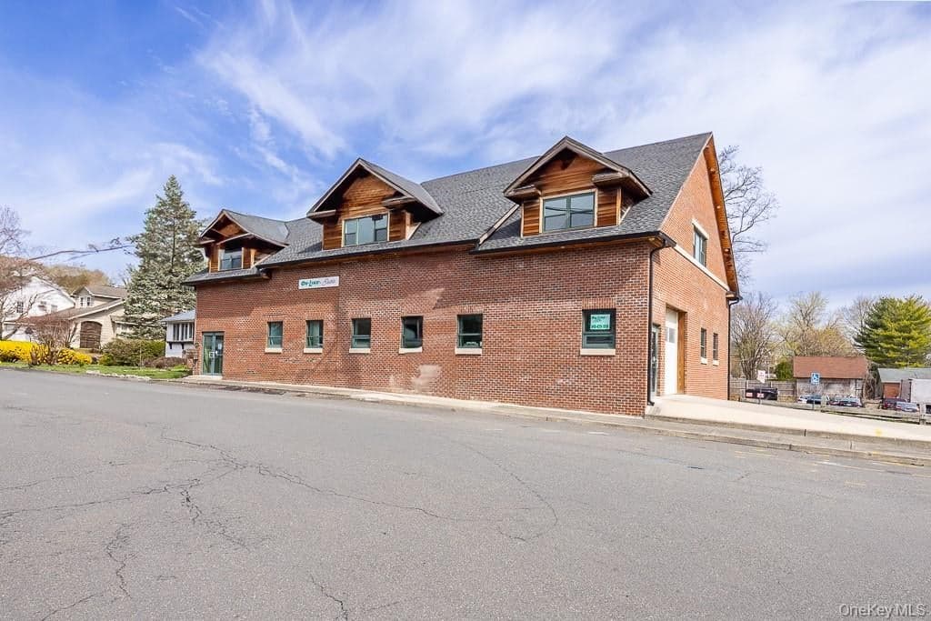 1 Teneyck Street, Stony Point