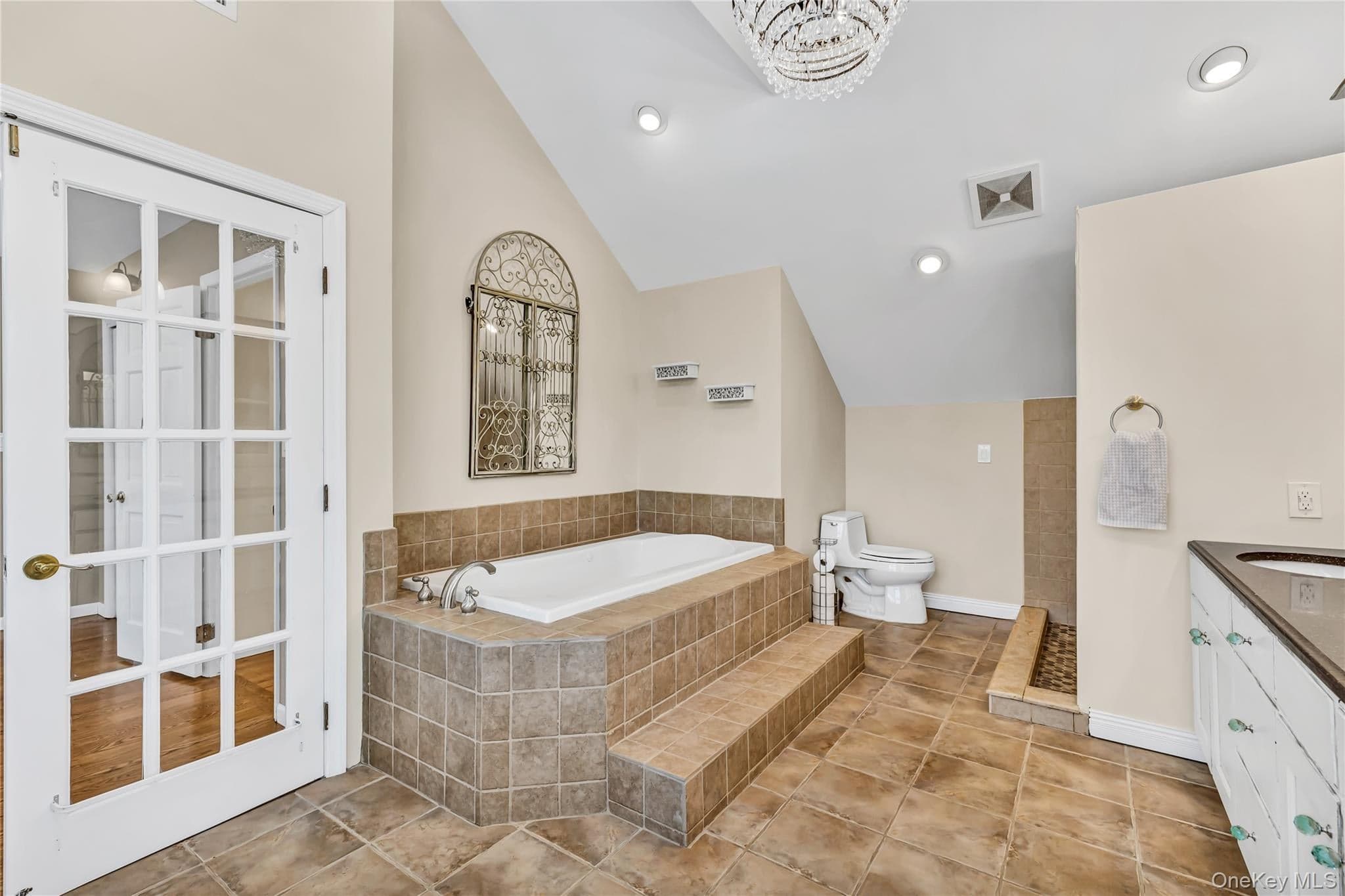 135 Shoreham Road thumbnail 32