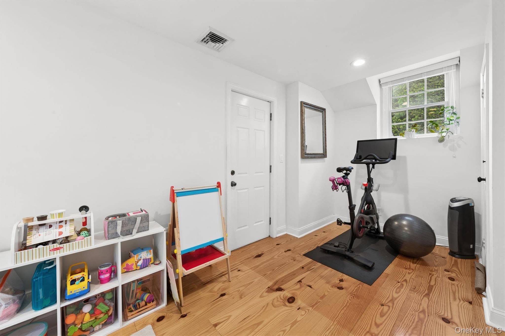 135 Shoreham Road thumbnail 21