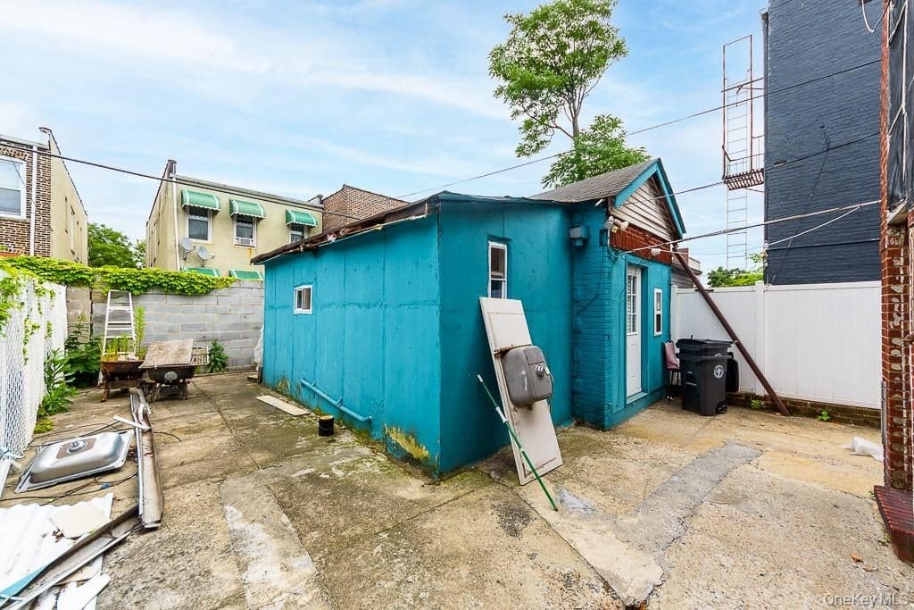 543 Miller Avenue thumbnail 9