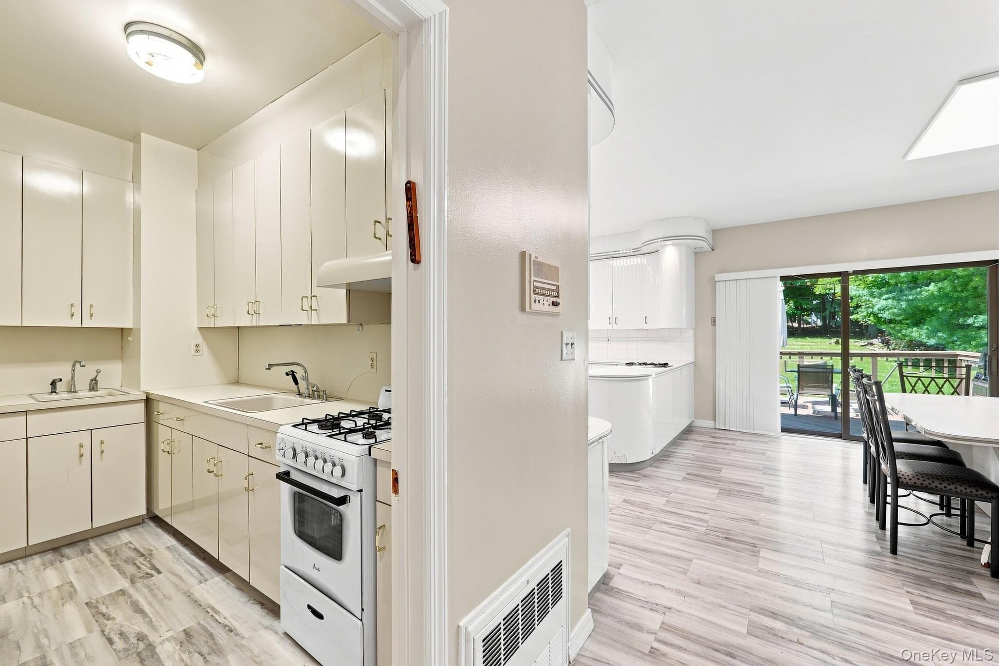 306 S Grandview Avenue thumbnail 16