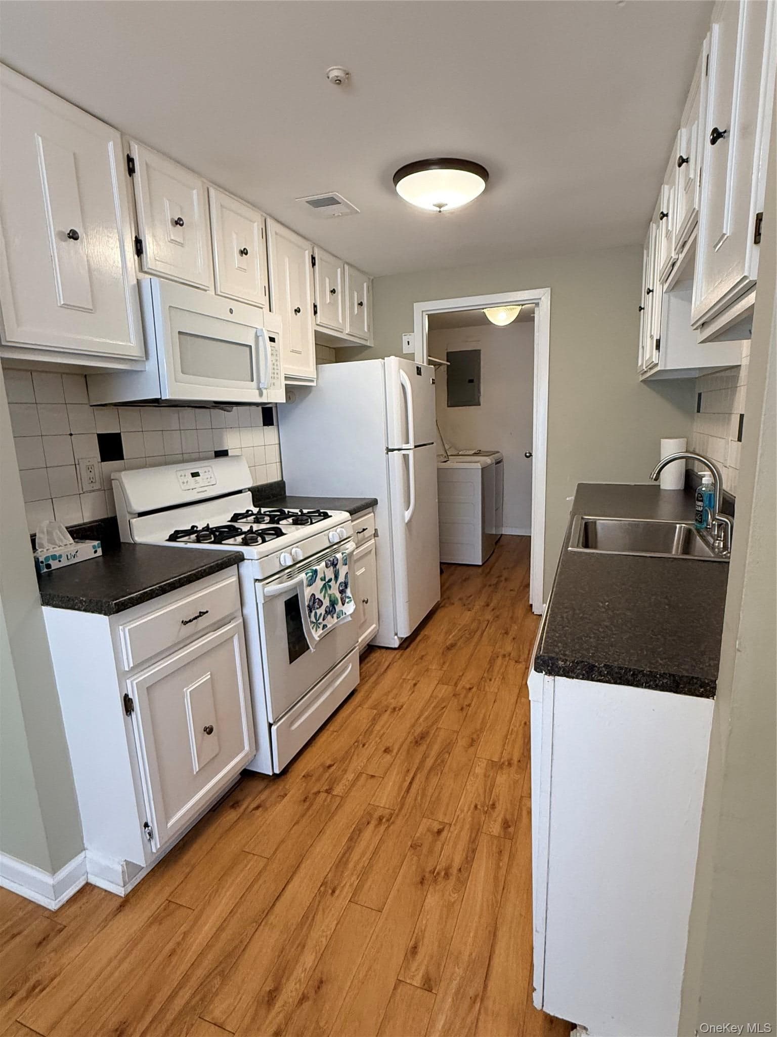 86 Birchwood Road Unit: 402 thumbnail 3