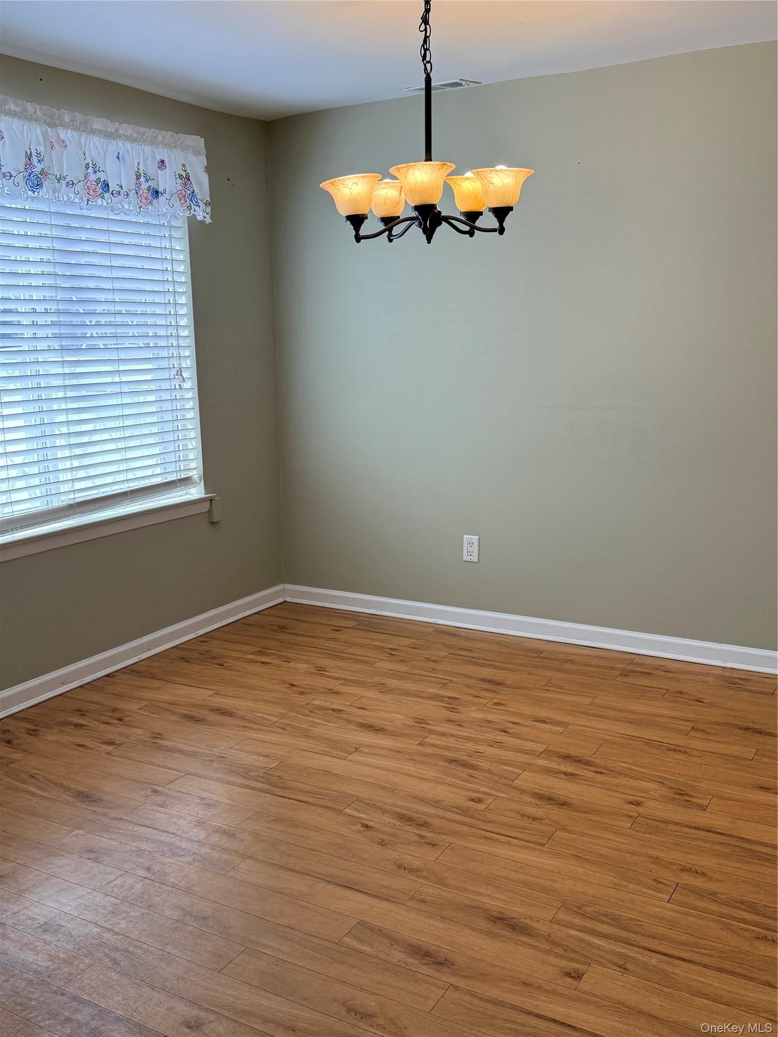 86 Birchwood Road Unit: 402 thumbnail 12