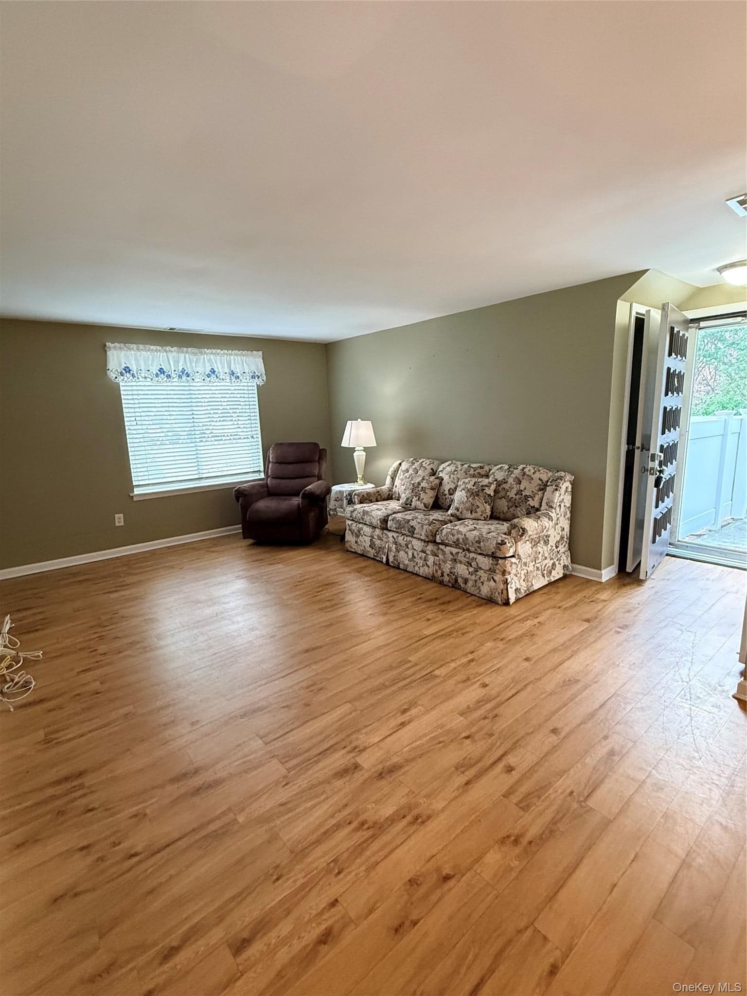 86 Birchwood Road Unit: 402 thumbnail 6