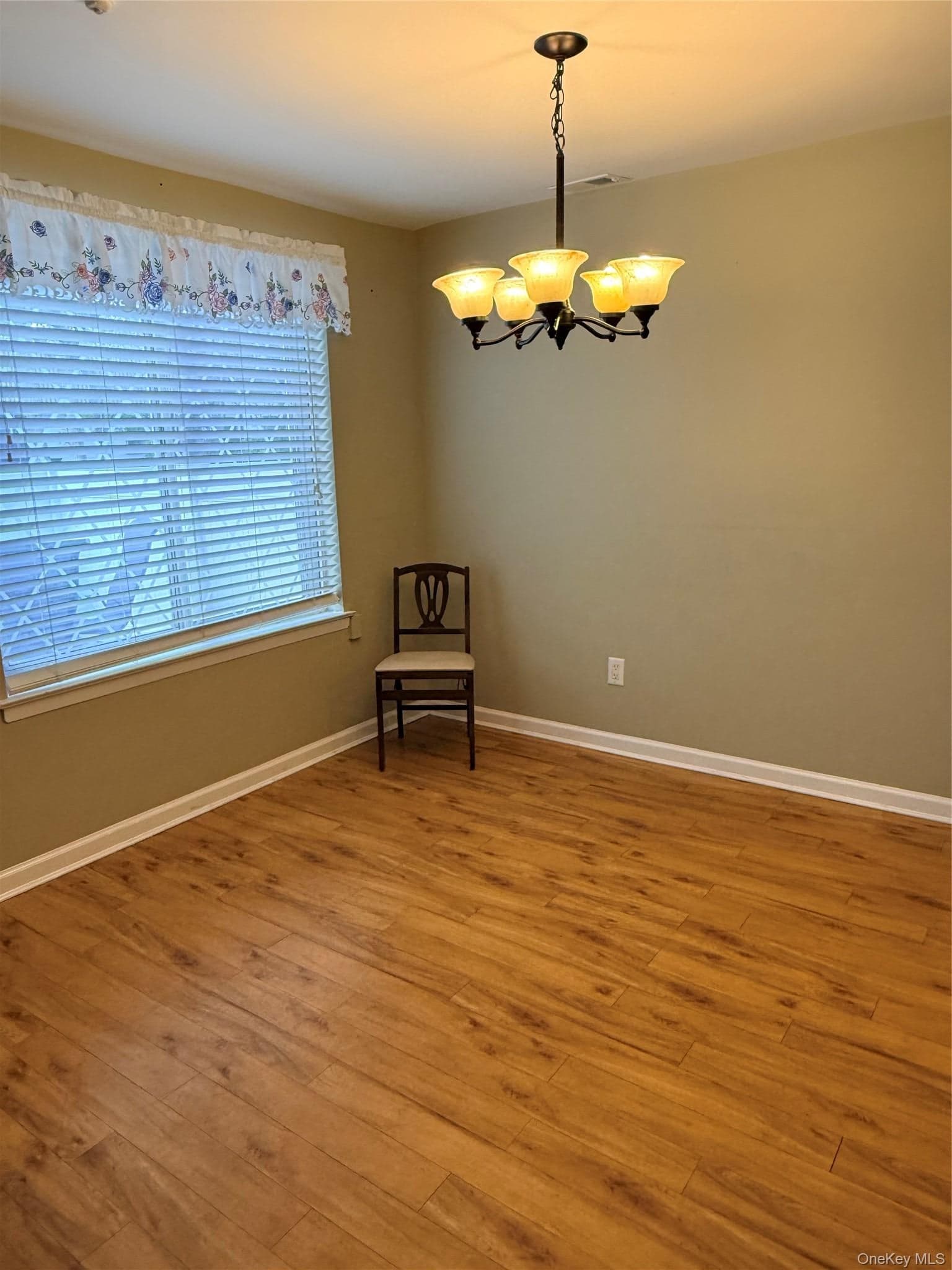 86 Birchwood Road Unit: 402 thumbnail 5