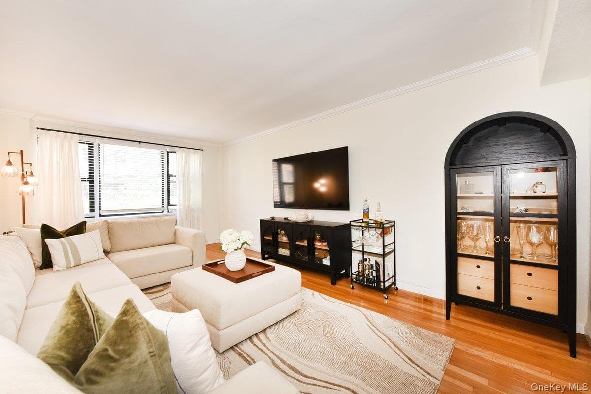 1 Birchwood Court Unit: 2O thumbnail 4
