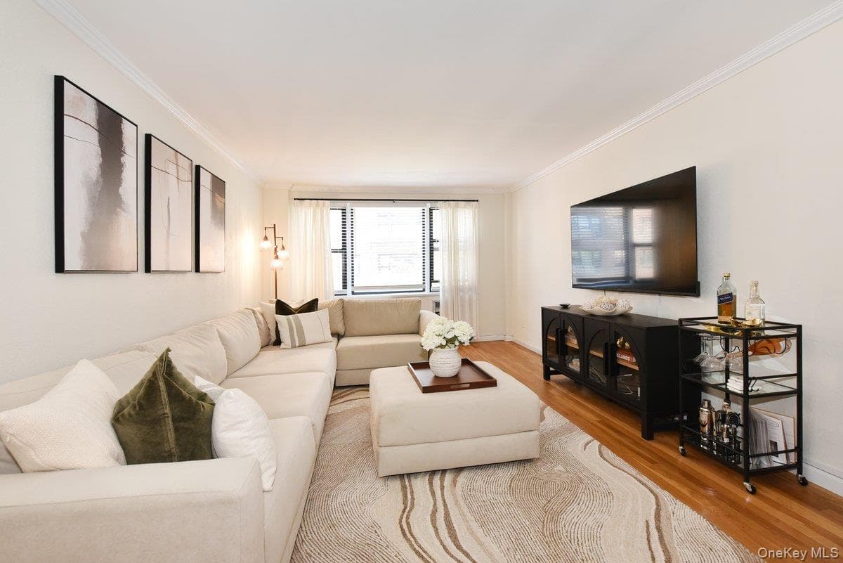 1 Birchwood Court Unit: 2O thumbnail 3