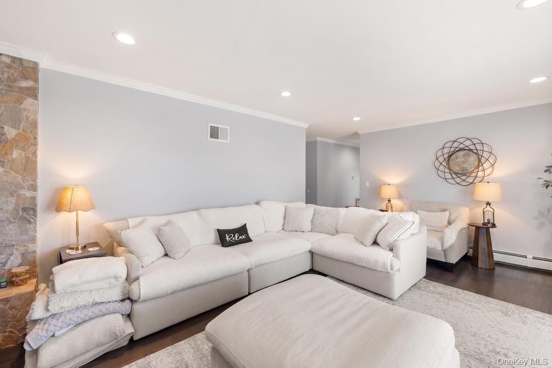 336 Grand Central Avenue thumbnail 15