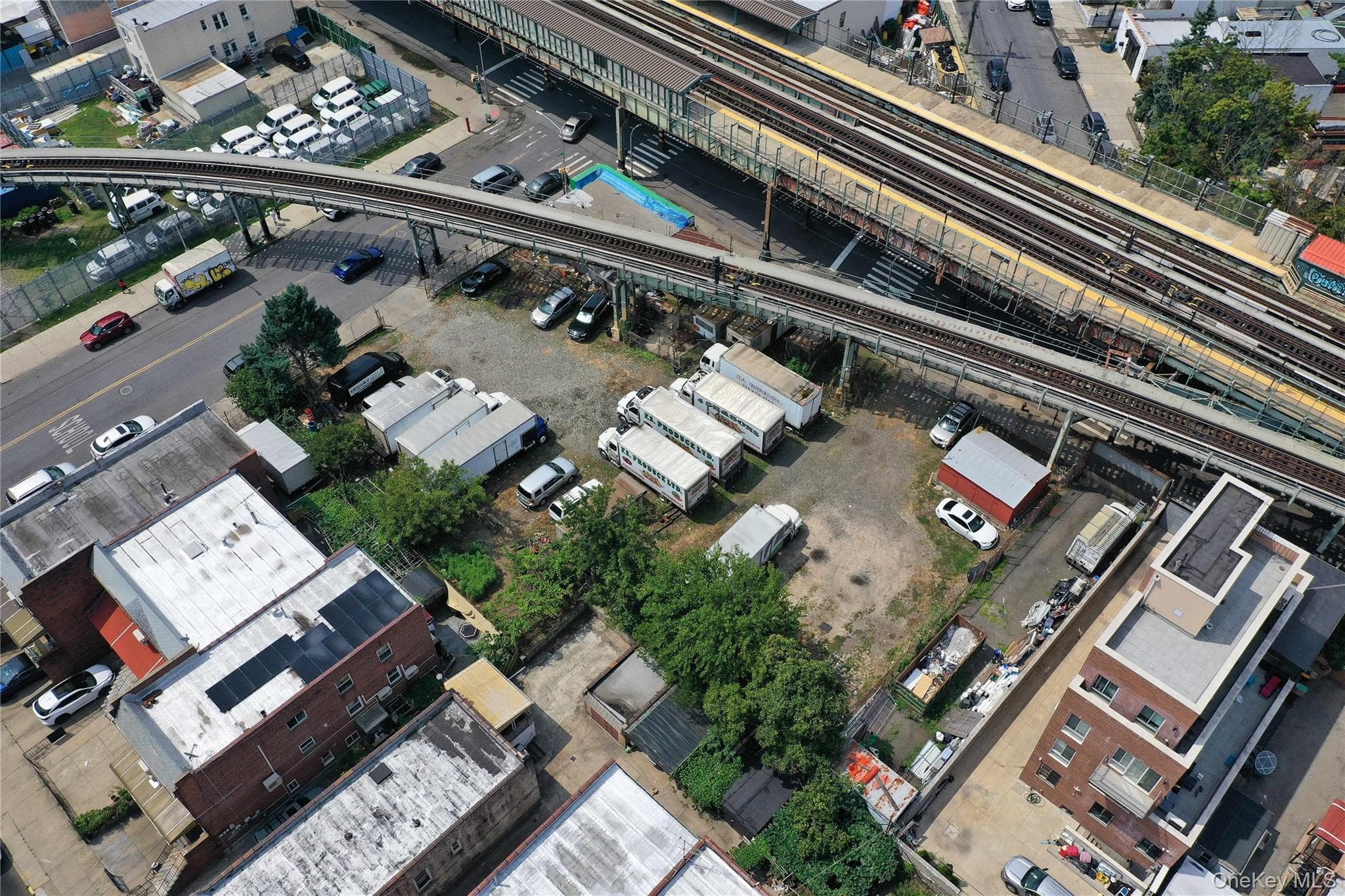 2383 Stillwell Avenue thumbnail 11
