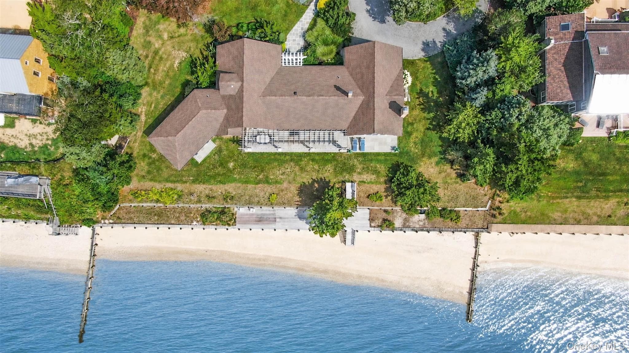920 Cedar Point Drive thumbnail 26