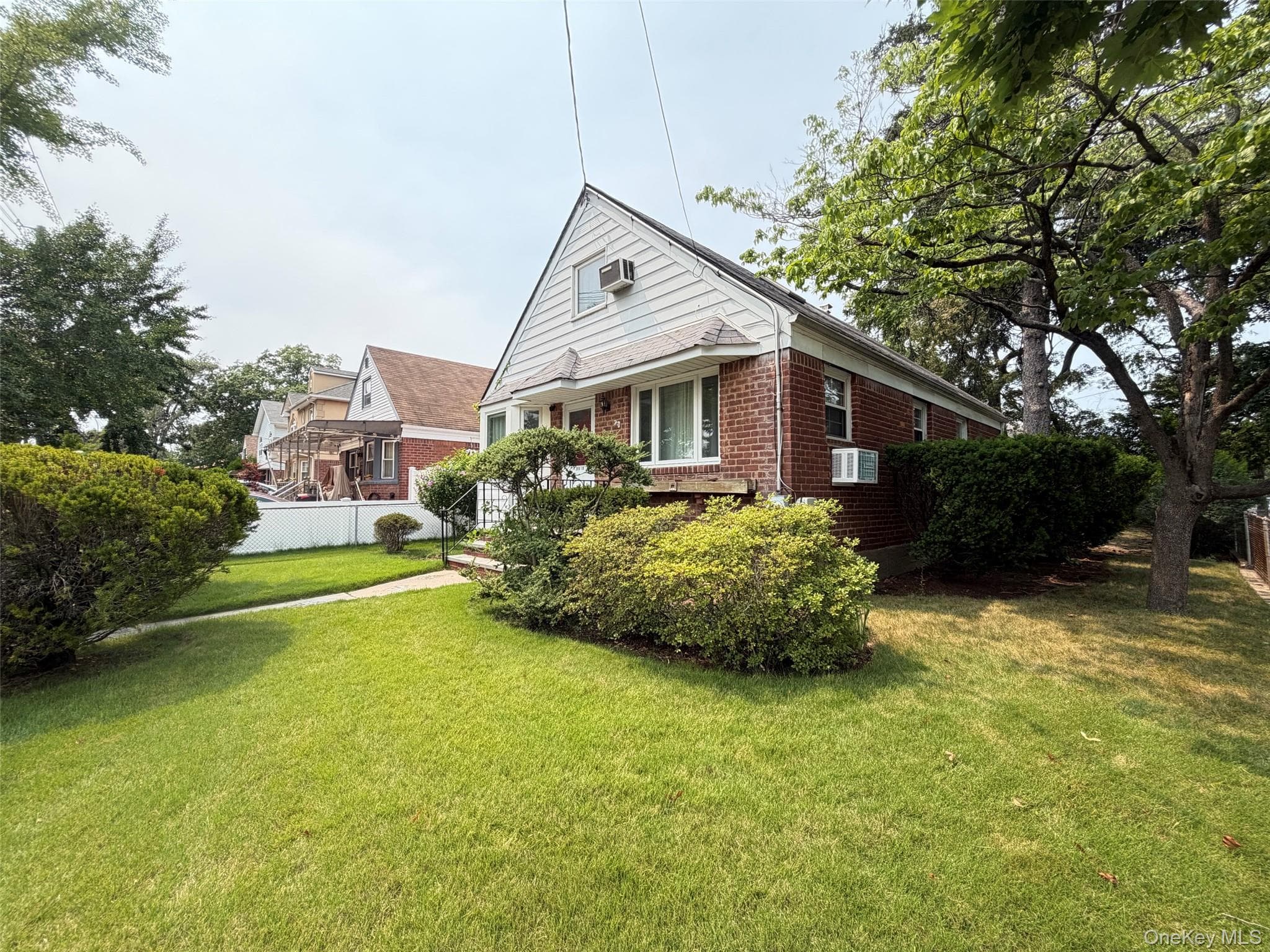259-19 80th Avenue thumbnail 4