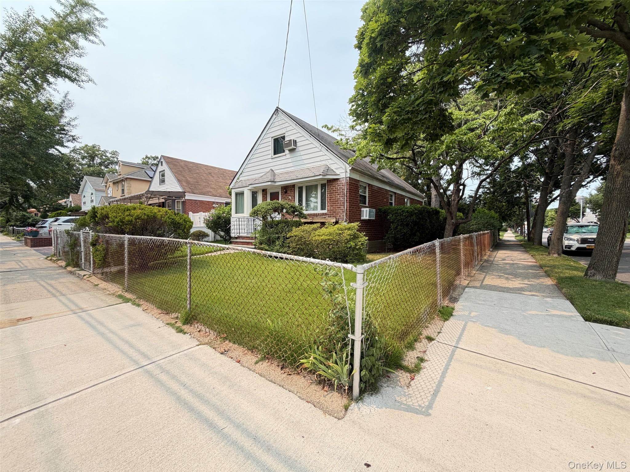 259-19 80th Avenue thumbnail 39