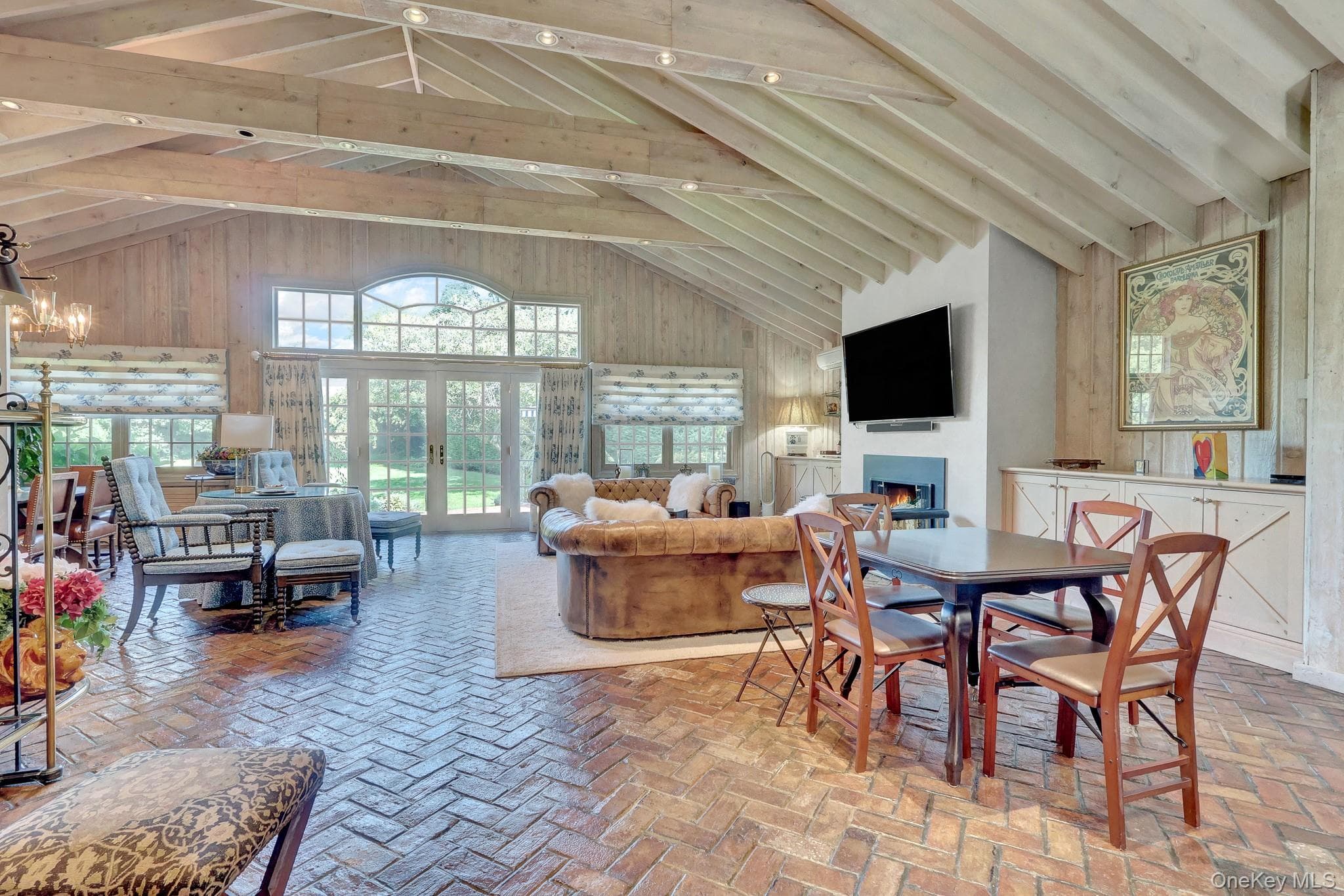 324 W Ivy Hill Road thumbnail 7
