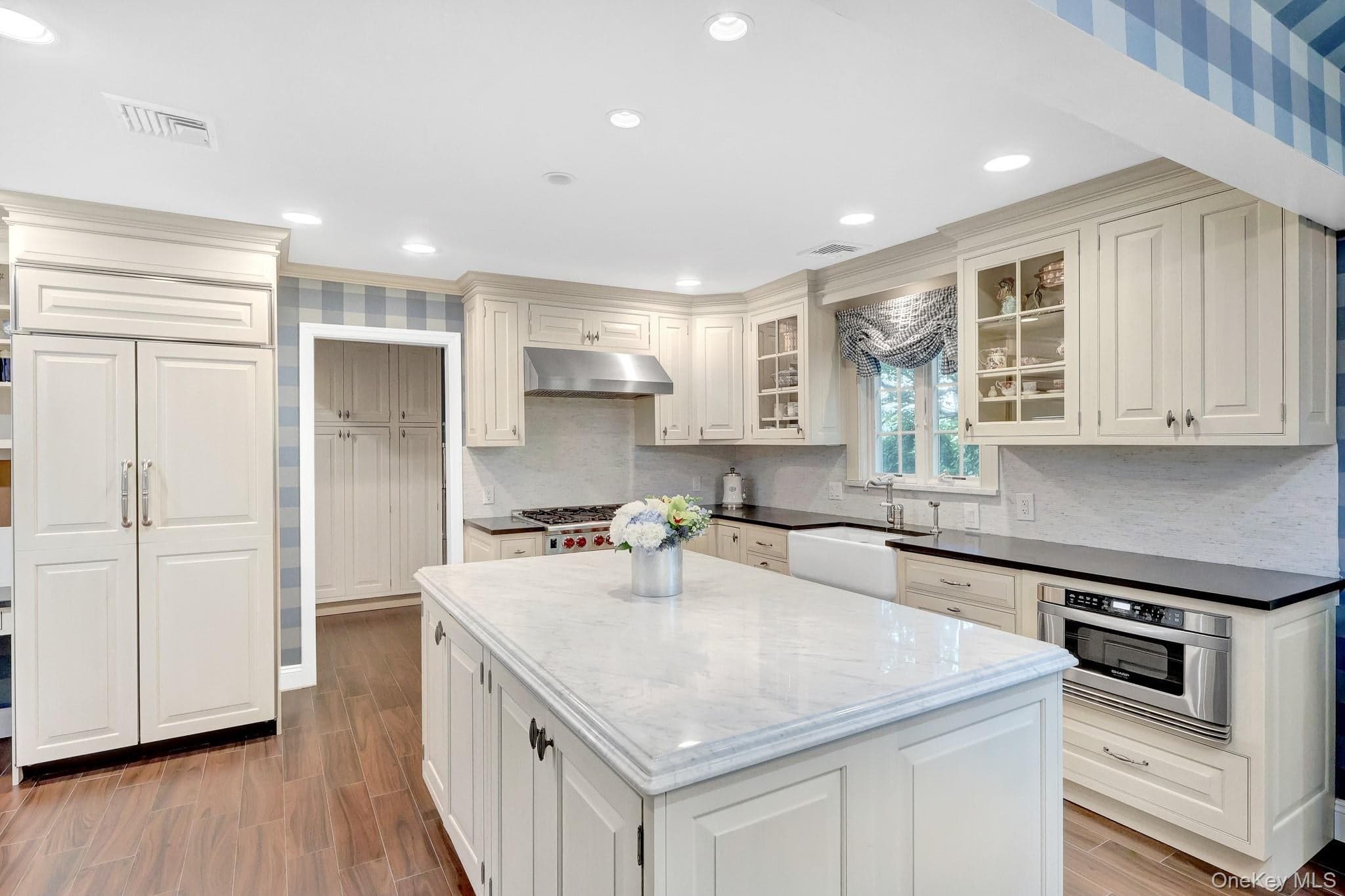 324 W Ivy Hill Road thumbnail 18