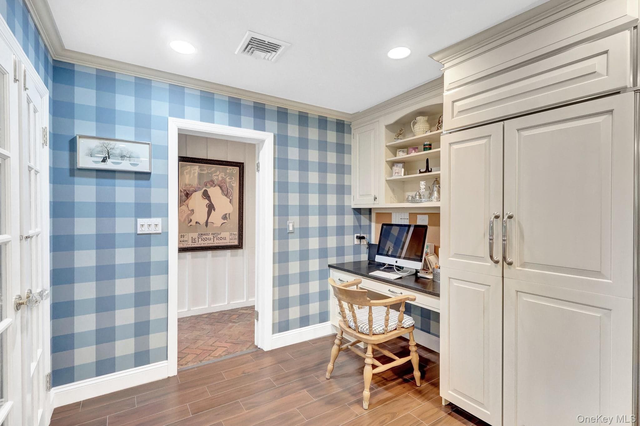324 W Ivy Hill Road thumbnail 16
