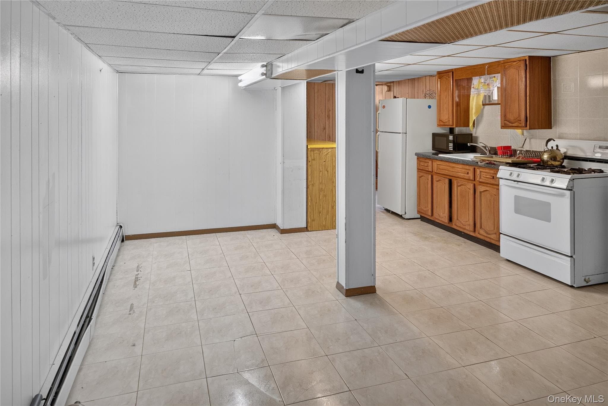 543 E 38th Street thumbnail 17