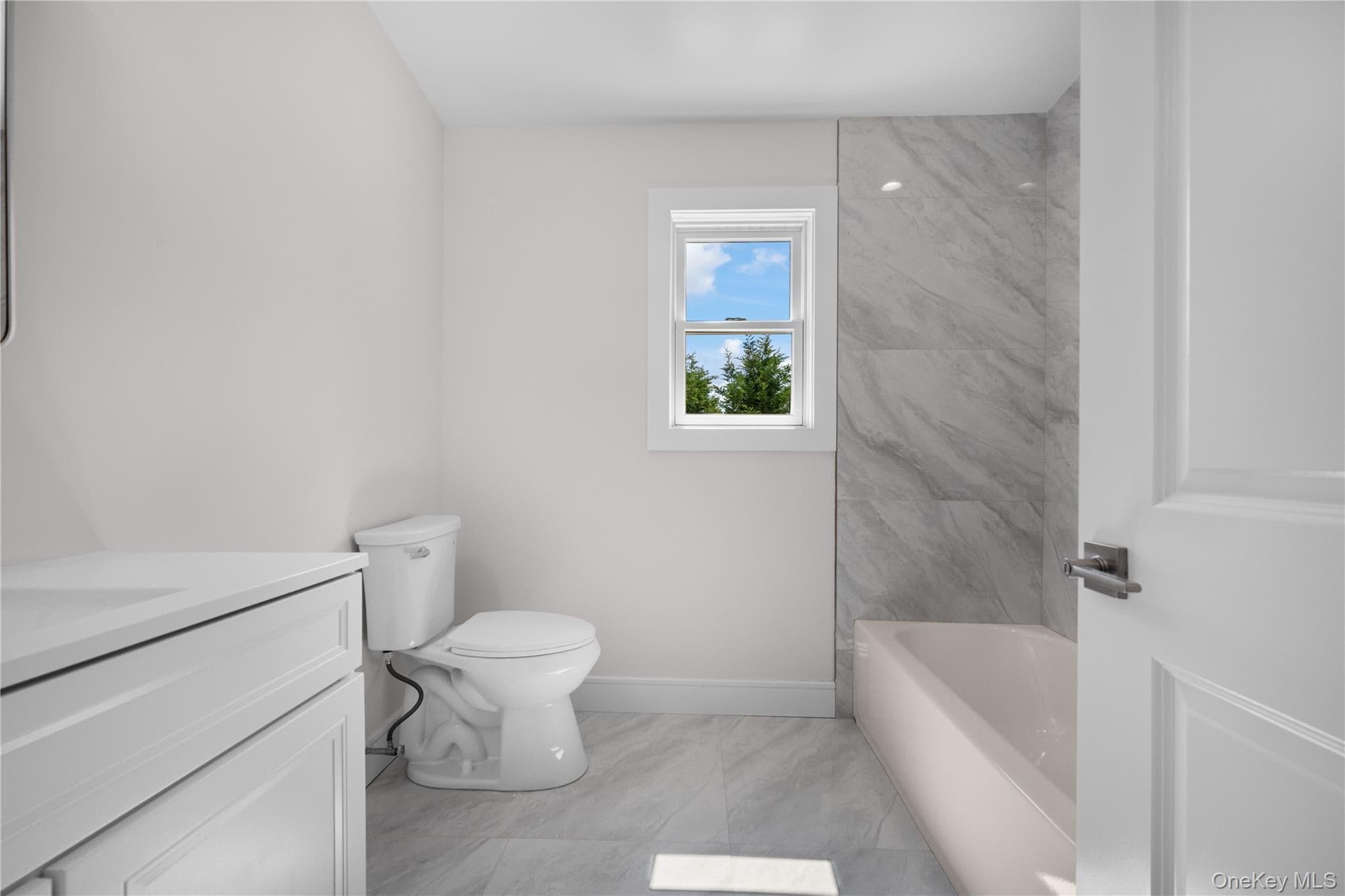 126 Lambert Avenue thumbnail 24
