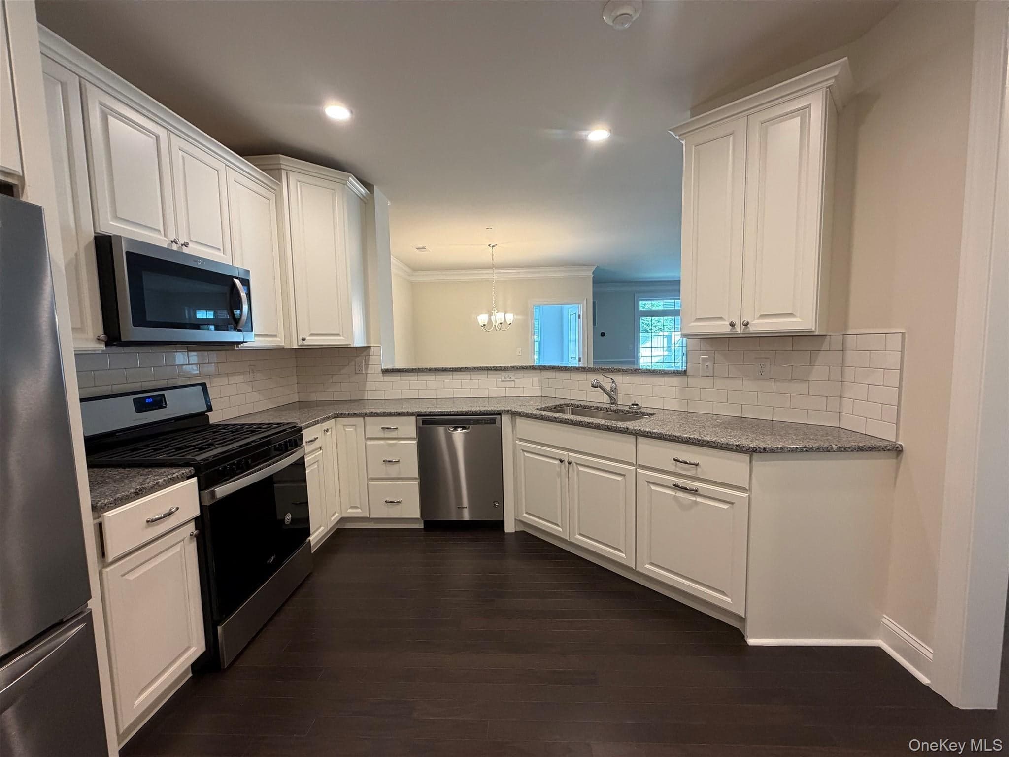 811 Regency Drive Unit: 802 thumbnail 4