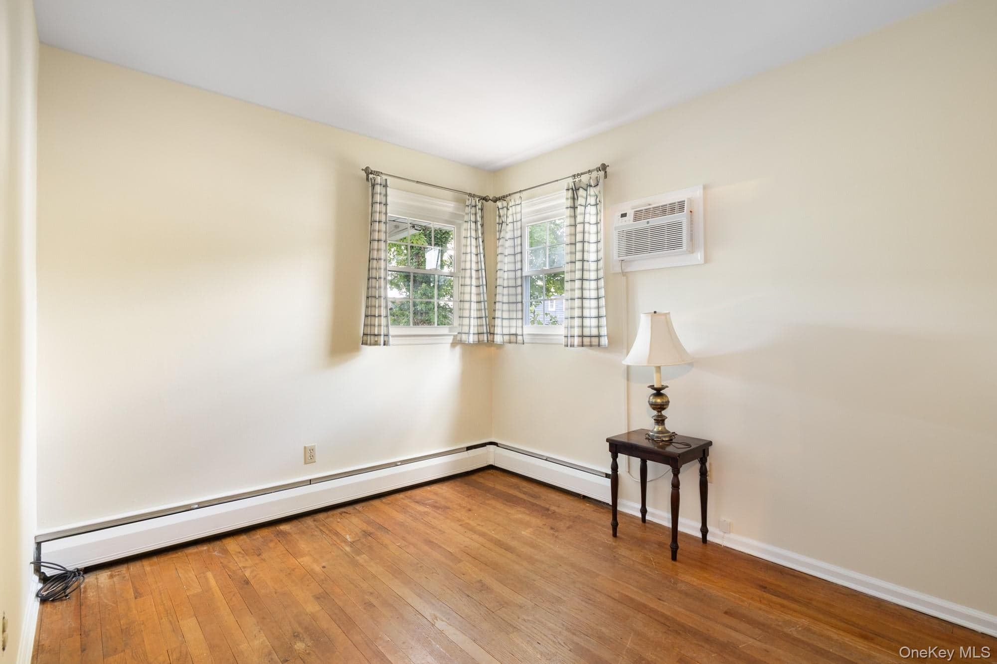 144 Nassau Avenue thumbnail 10