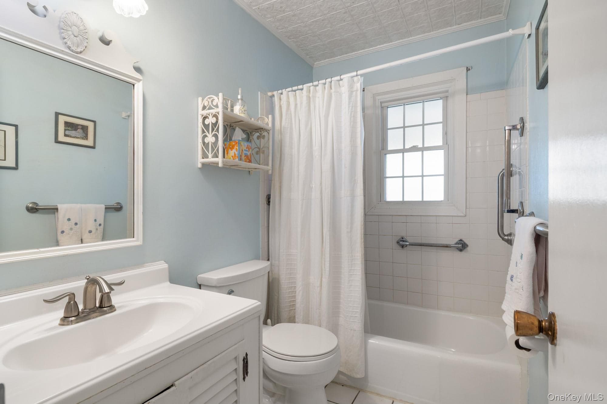 144 Nassau Avenue thumbnail 9
