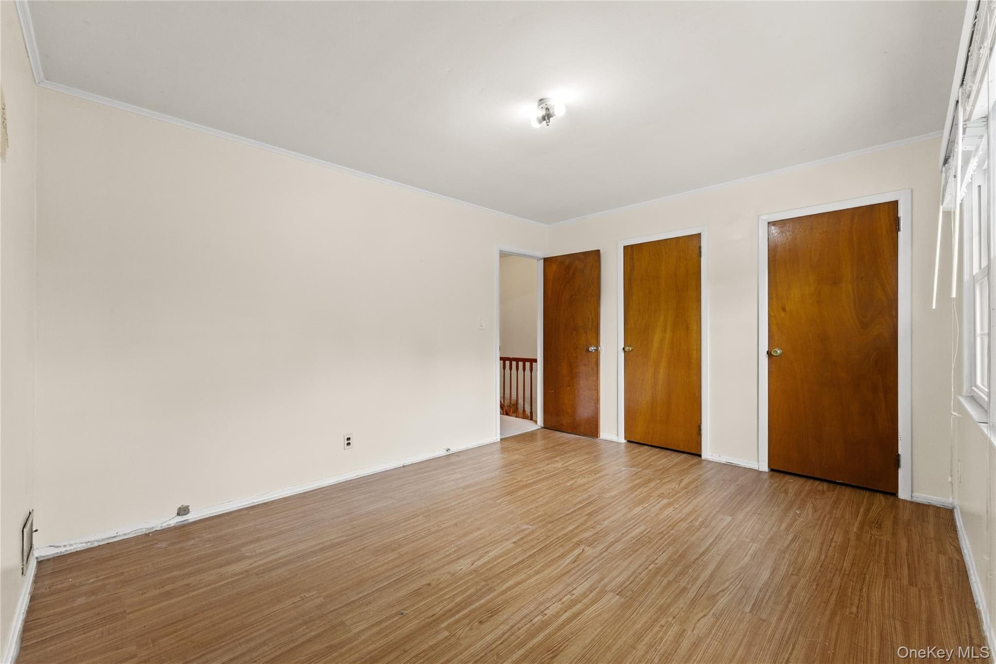 142-10 Oak Avenue thumbnail 14