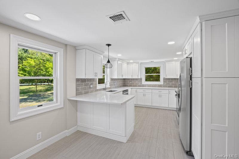 511 Montauk Highway thumbnail 22