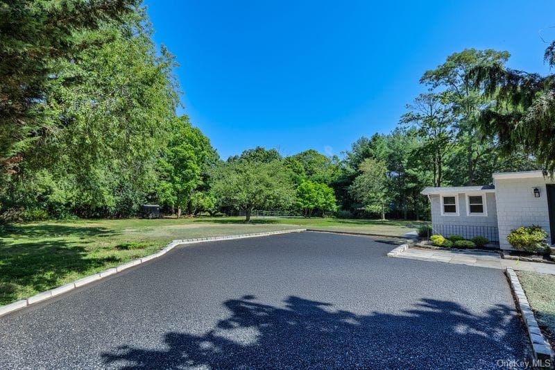 511 Montauk Highway thumbnail 7