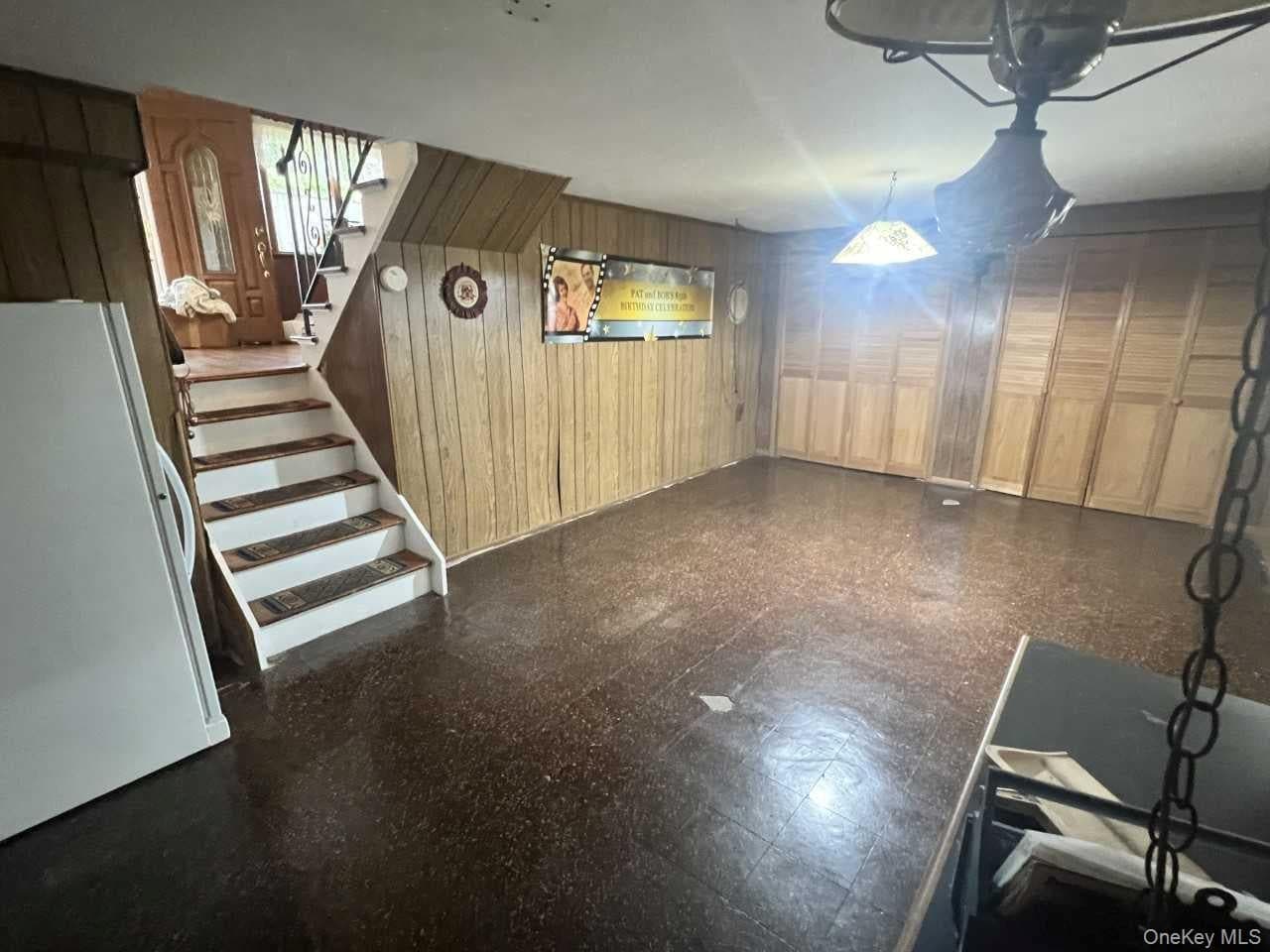 1556 N Gardiner Drive thumbnail 10