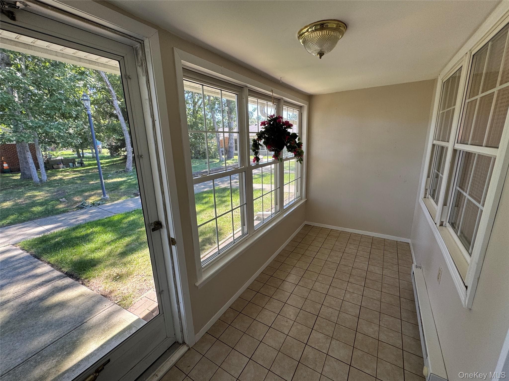 167 Ventry Court Unit: D thumbnail 6