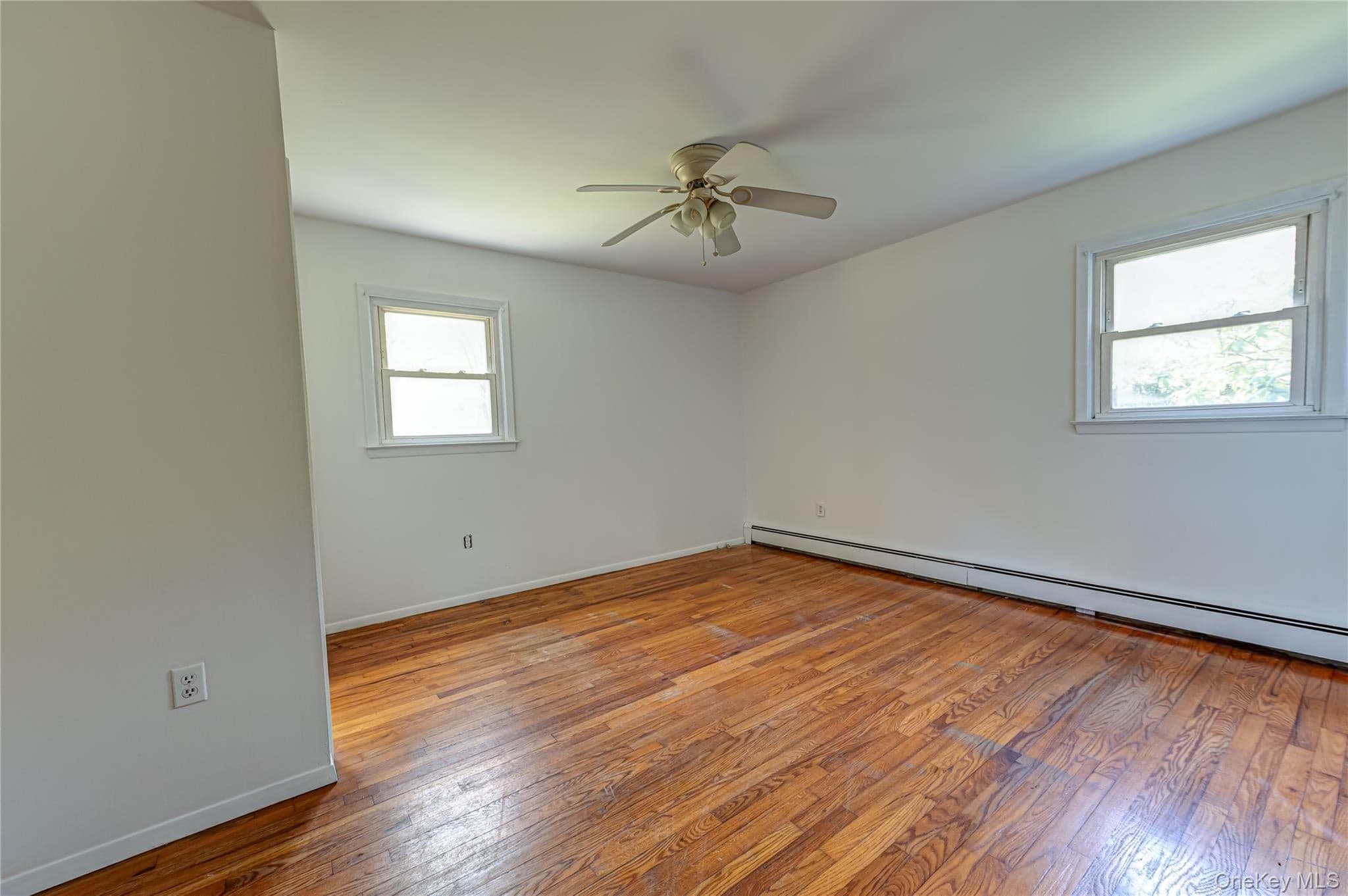 6200 New Suffolk Avenue thumbnail 25