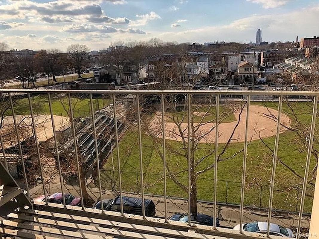 3080 Voorhies Avenue Unit: 5K thumbnail 11